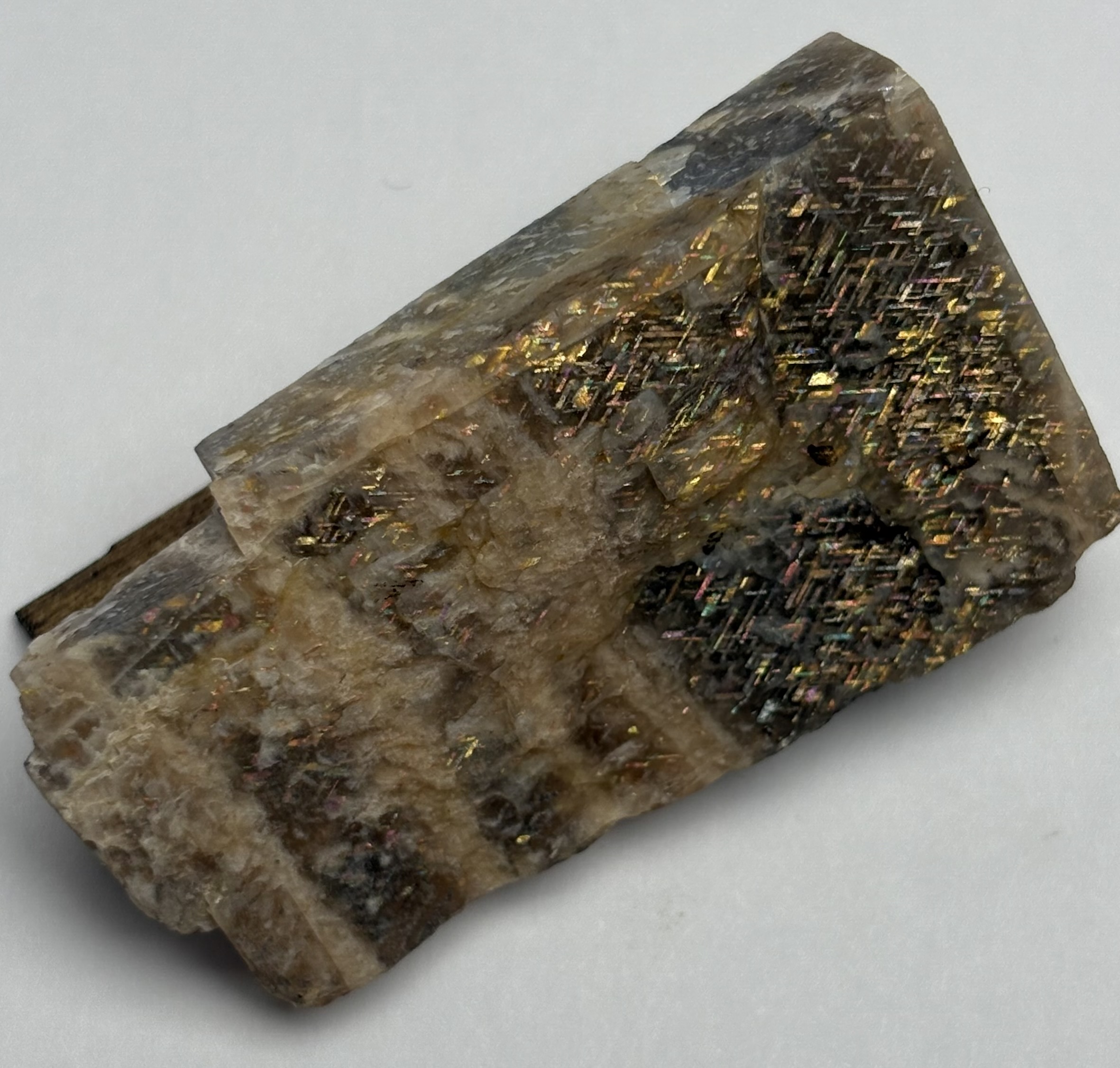 Rainbow Lattice Sunstone Slice