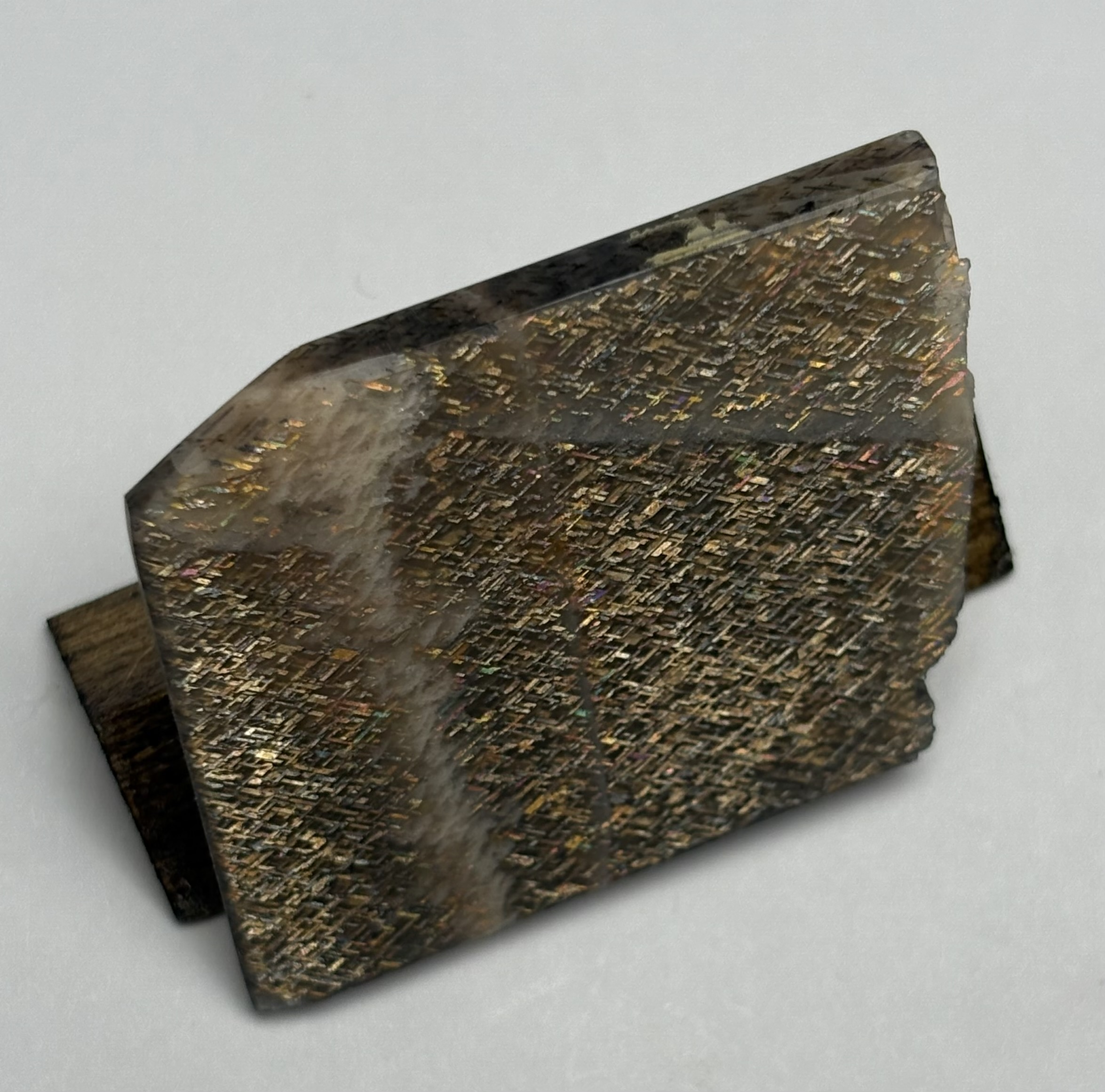 Rainbow Lattice Sunstone Slice