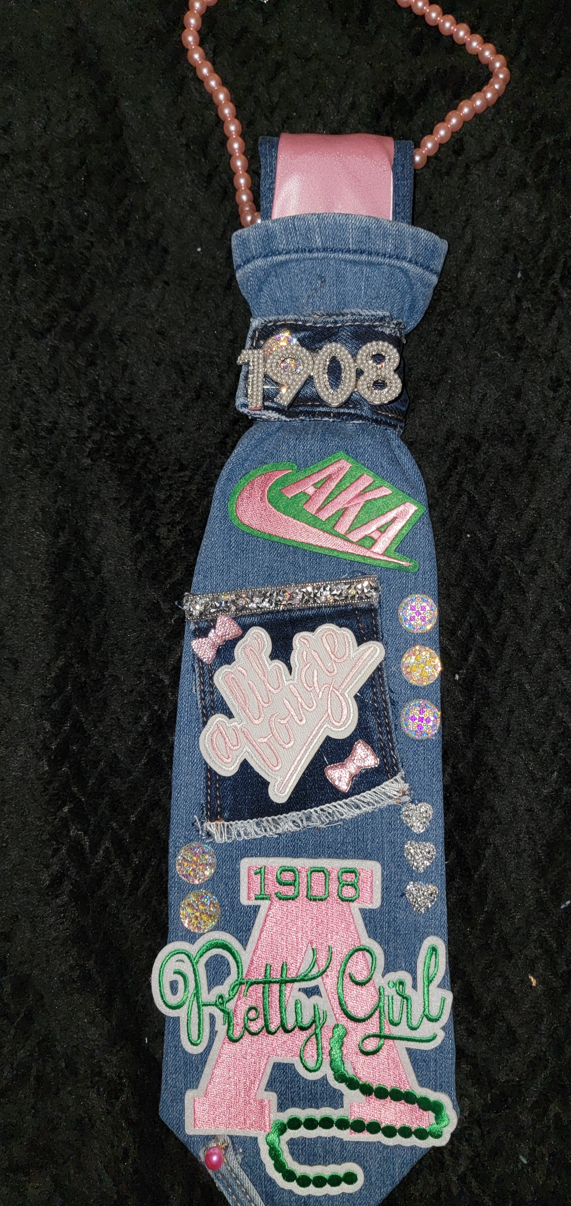 AKA tie 