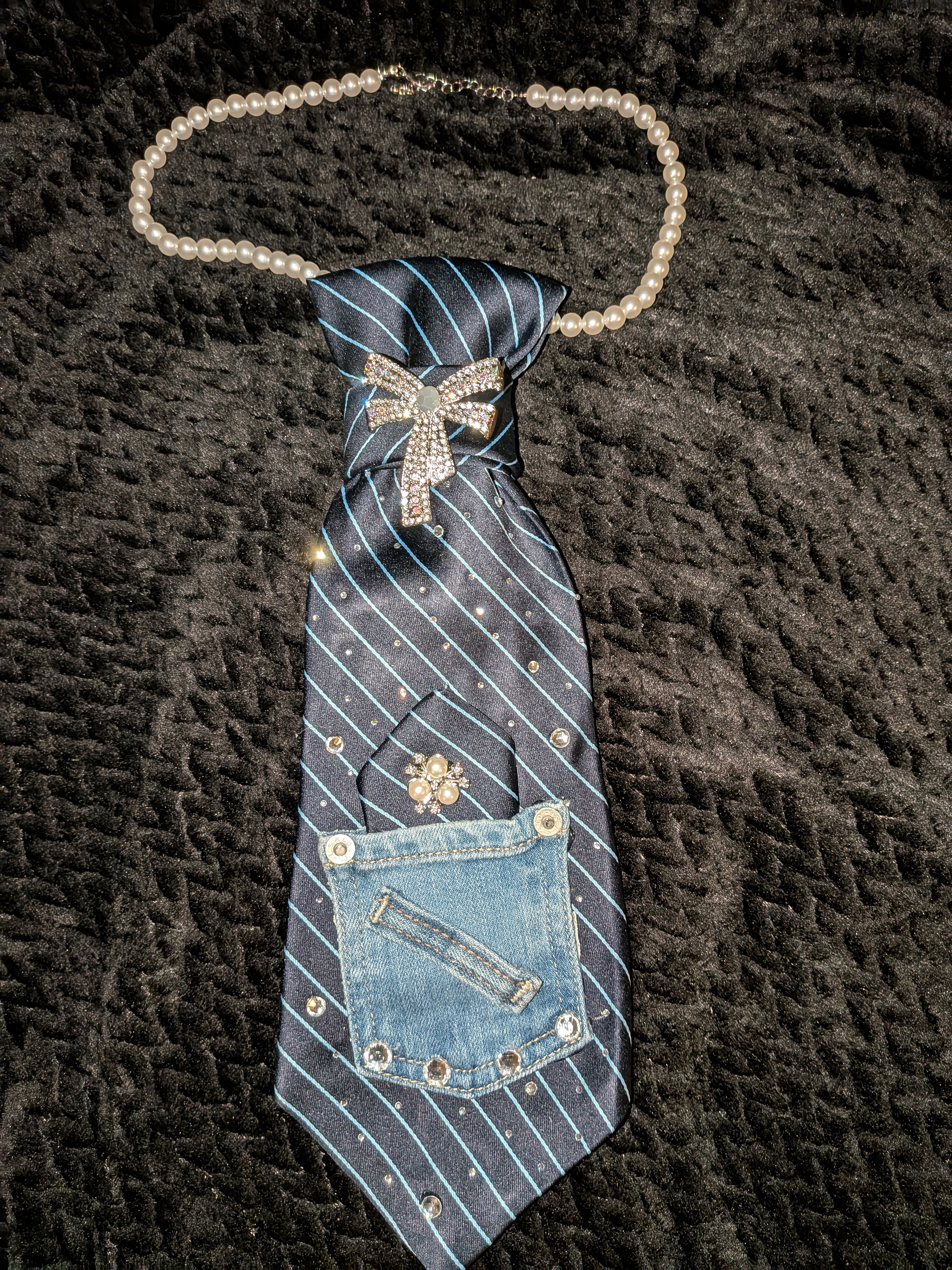 Women's folded tie with jean pocket