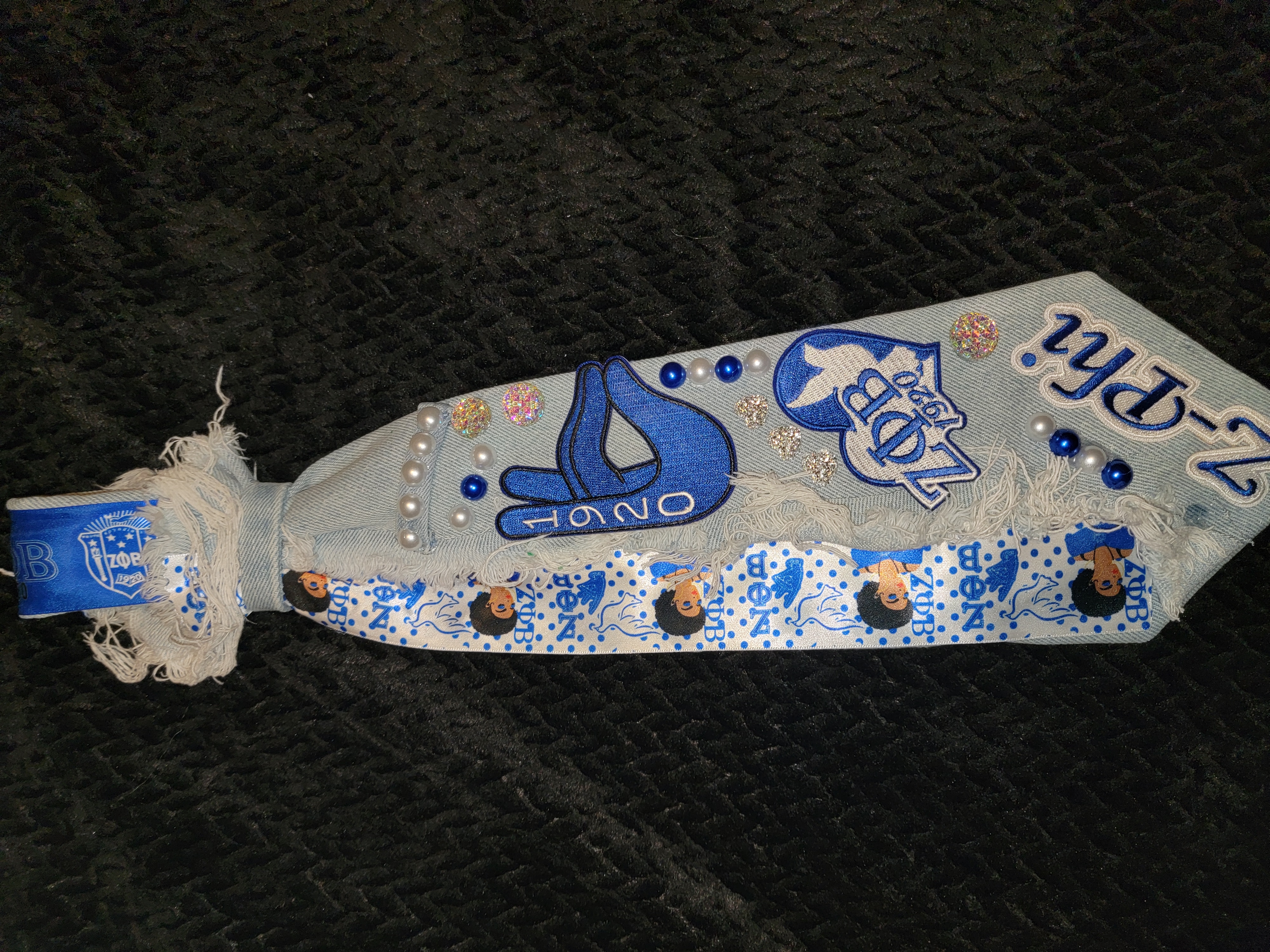 Zeta Z-Phi tie
