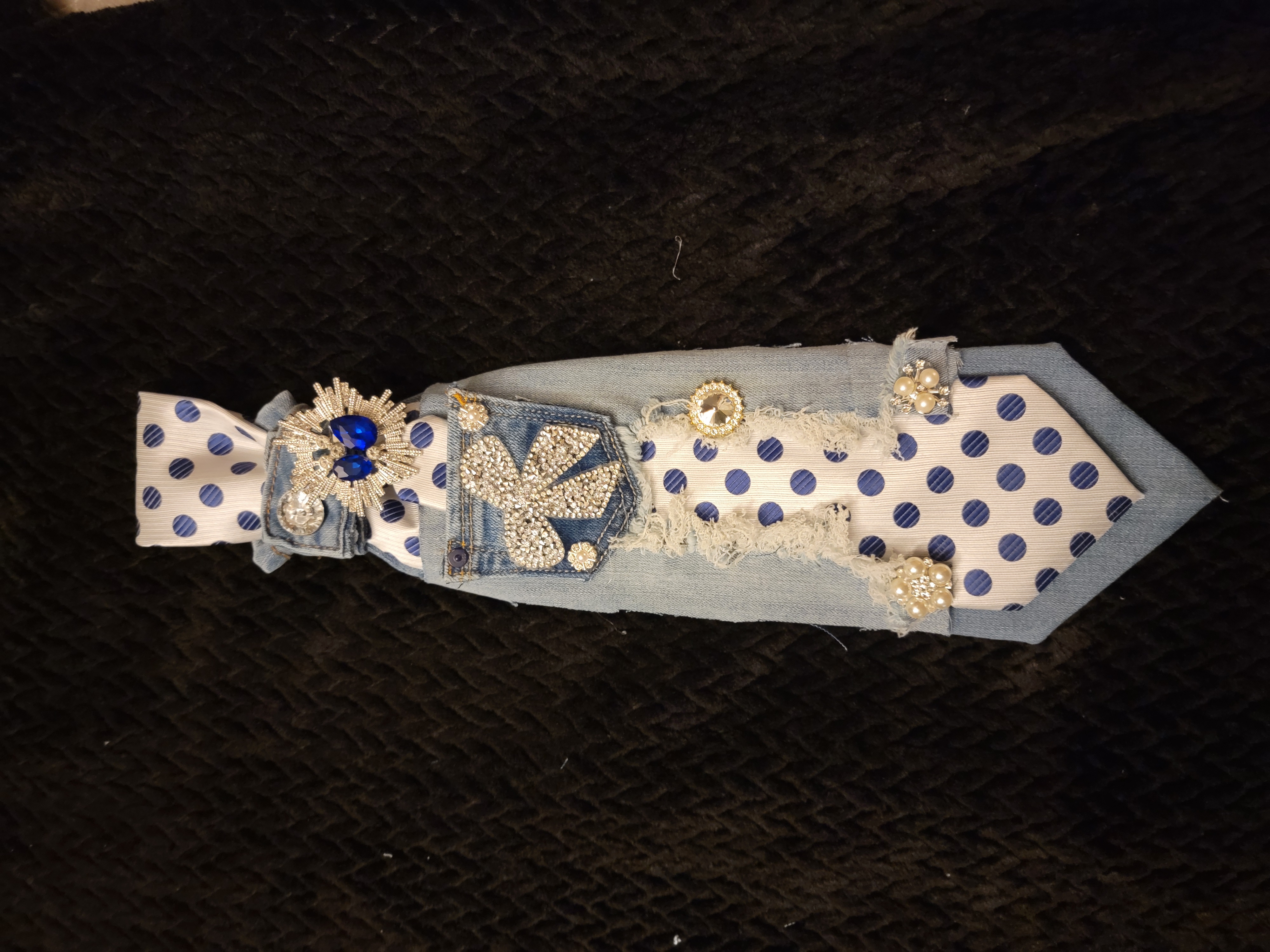 Blue polka dot tie 