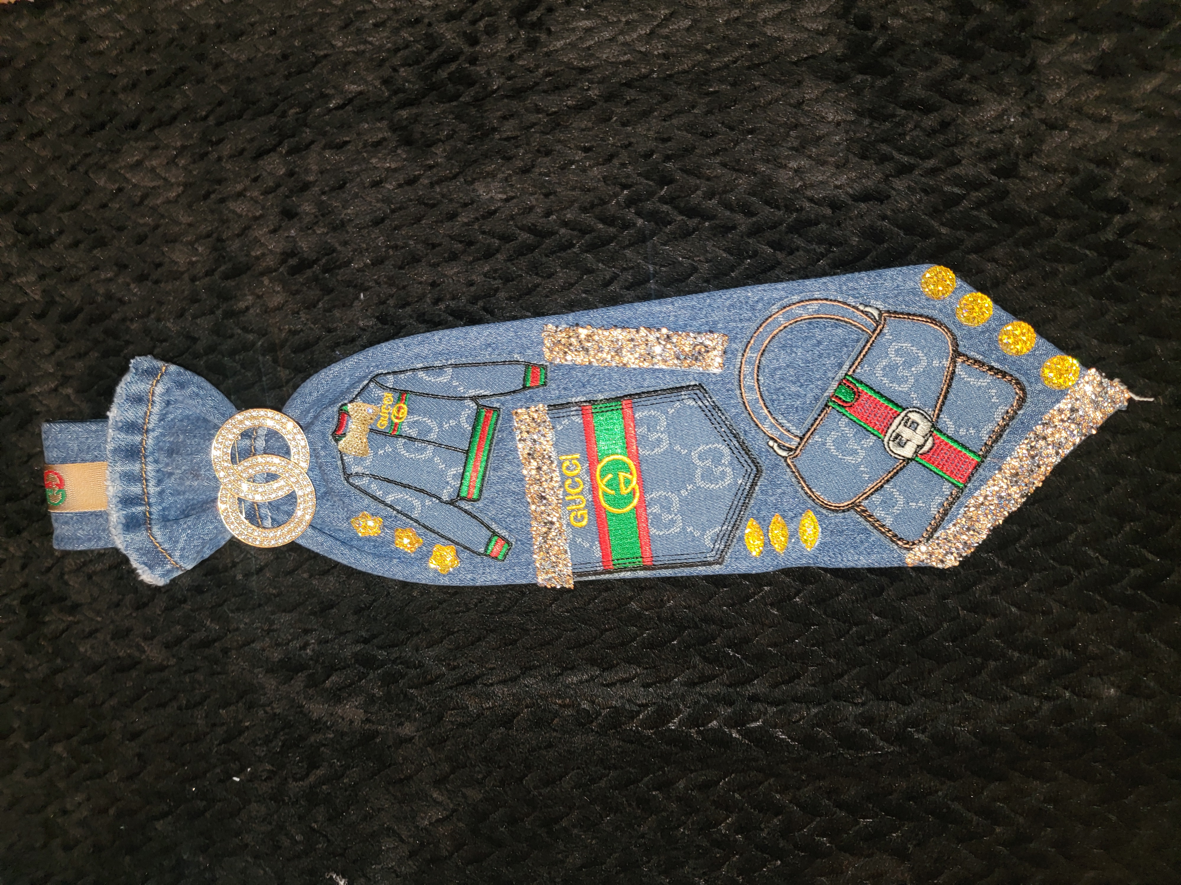 GG inspired tie 2