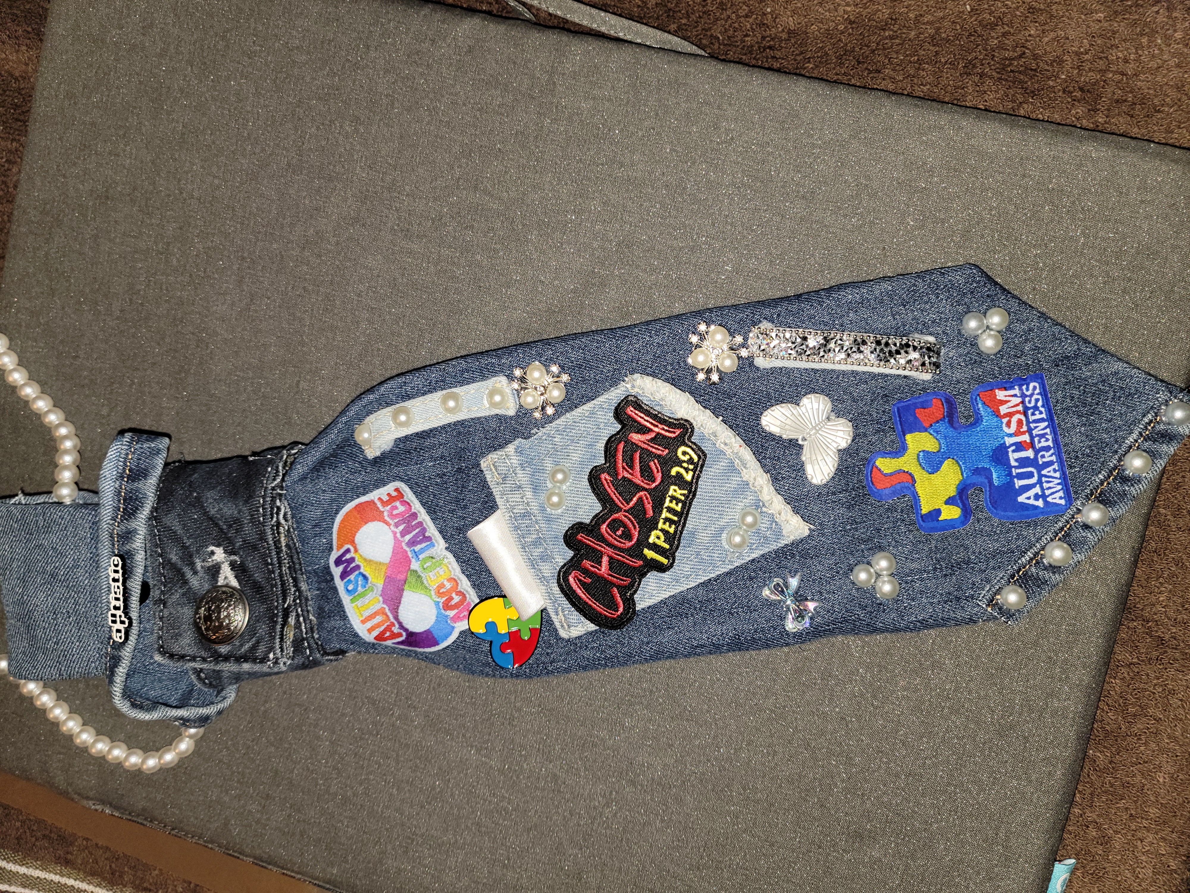 Autism tie