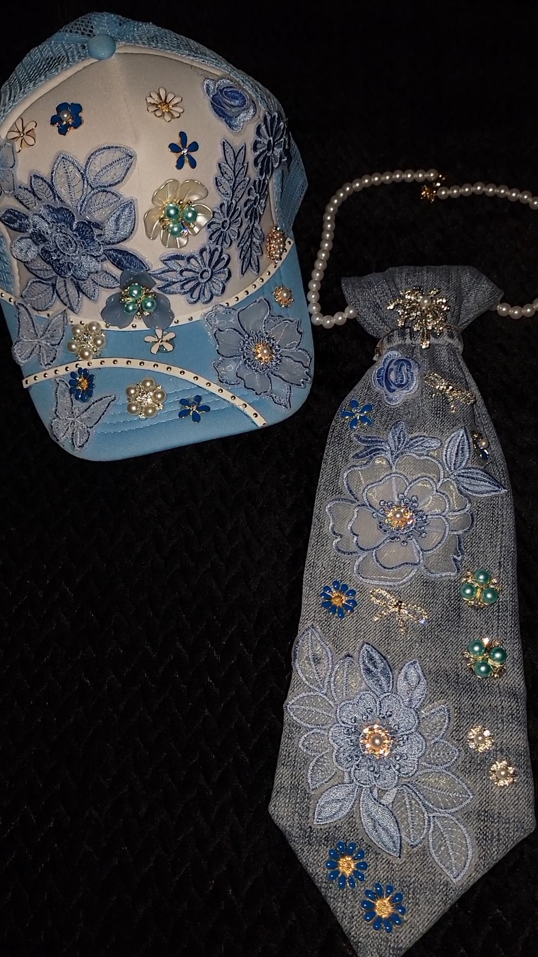 "Girly girl" hat and tie set