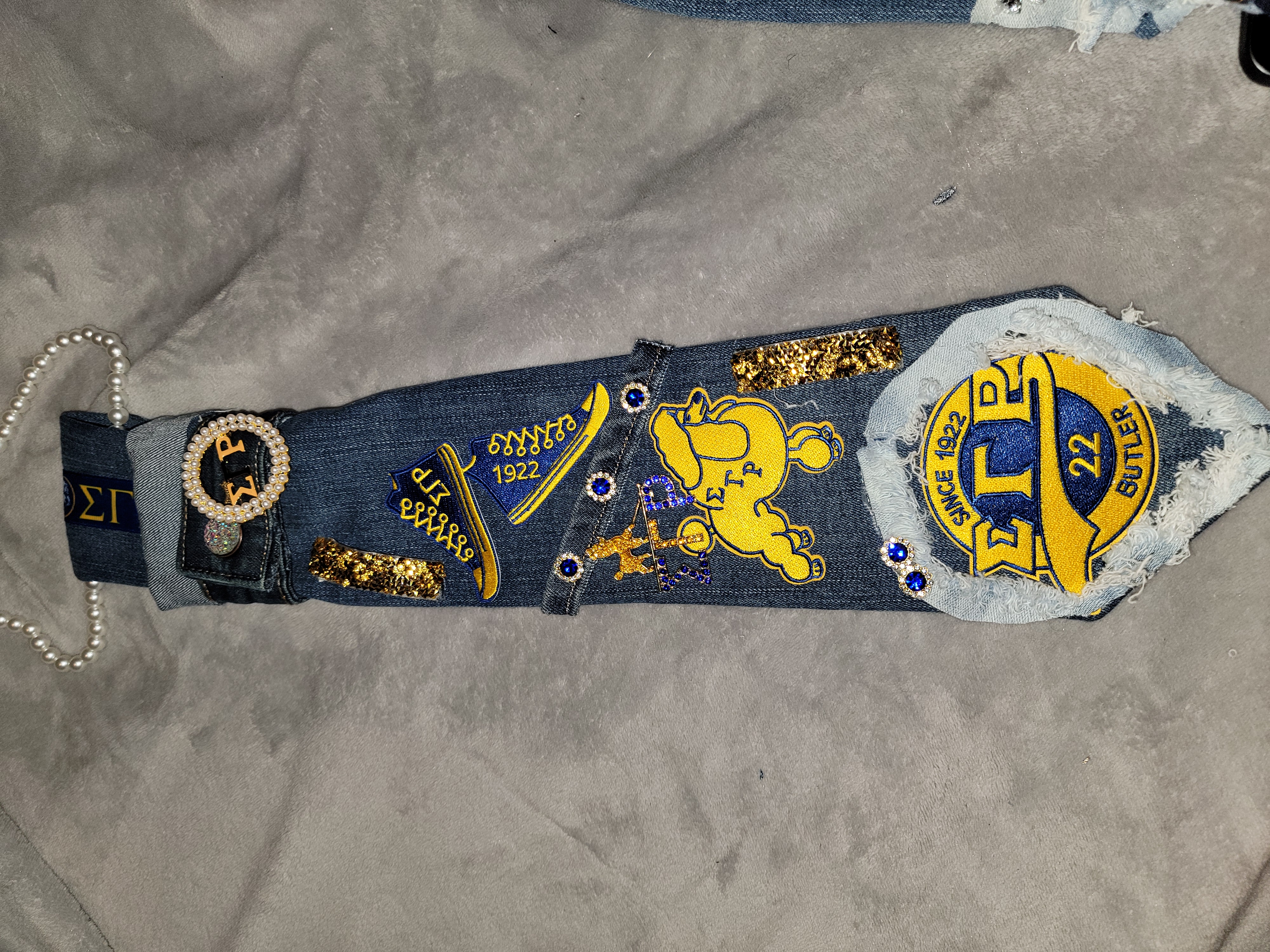 SGRho tie 8