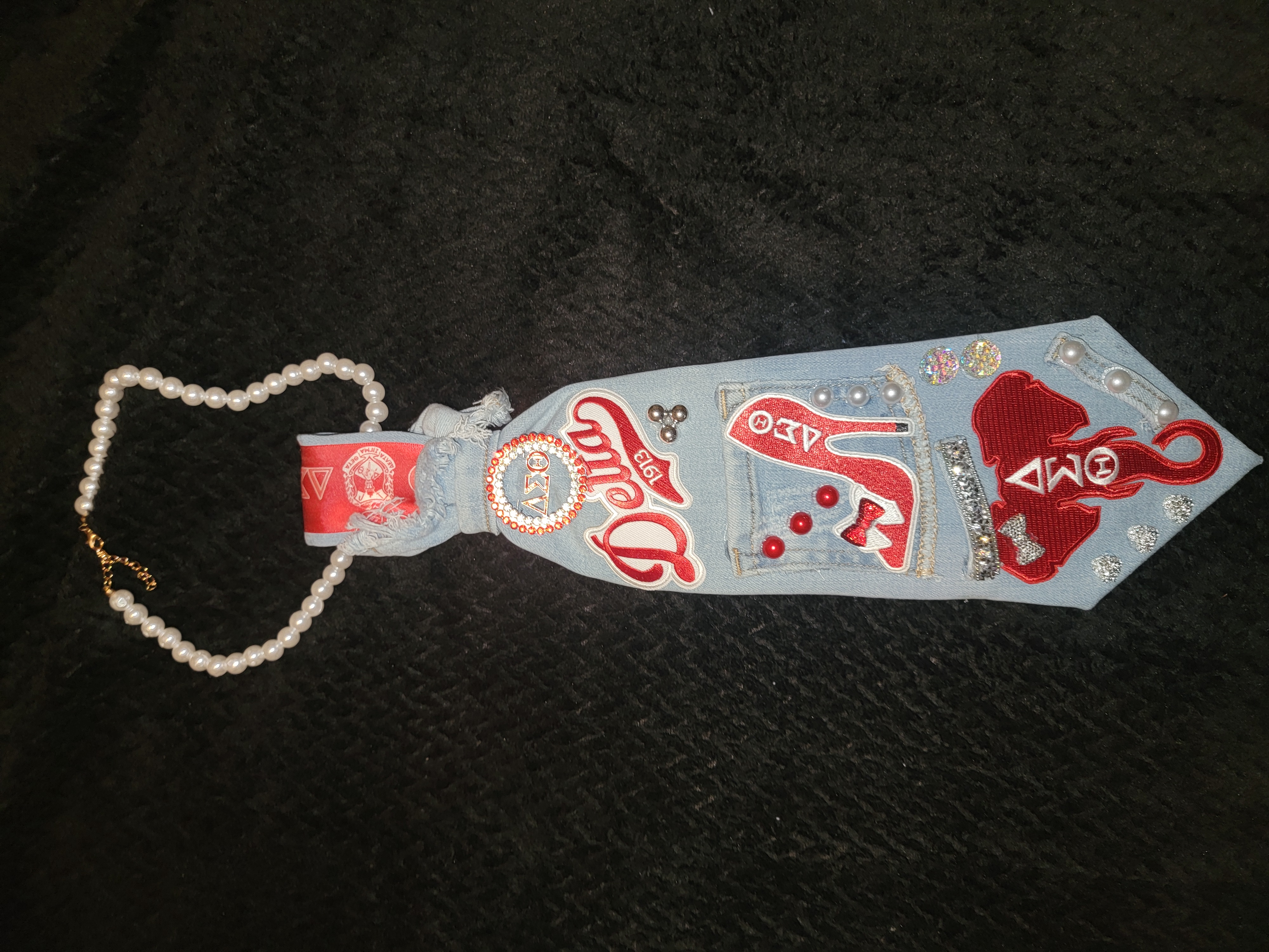 Delta tie 2