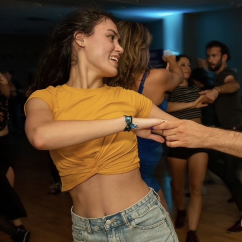 November Beginner BZouk Series with Peri