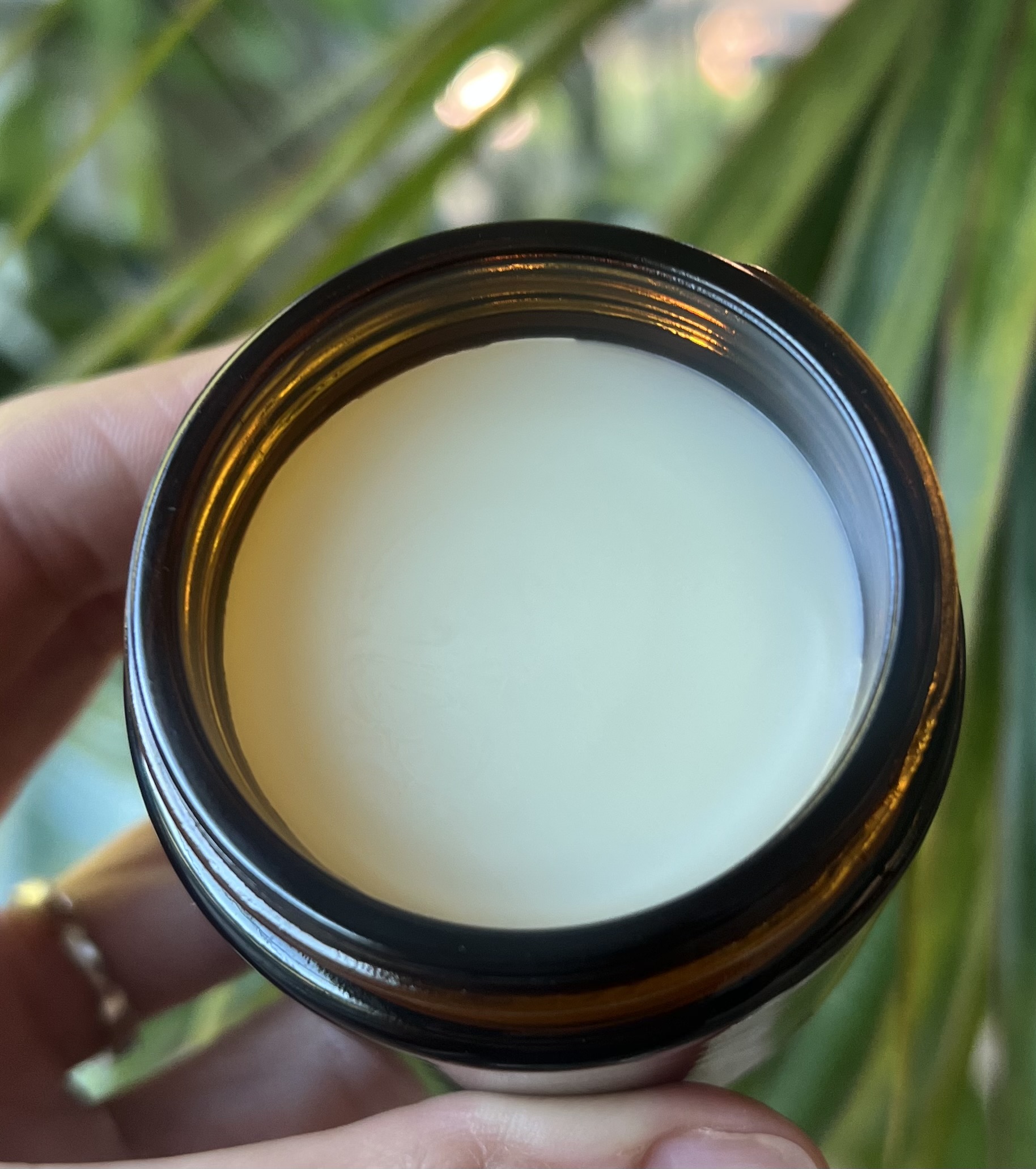 100% Grass-fed Tallow Balm with castor oil and beeswax-2oz and 4oz available. 