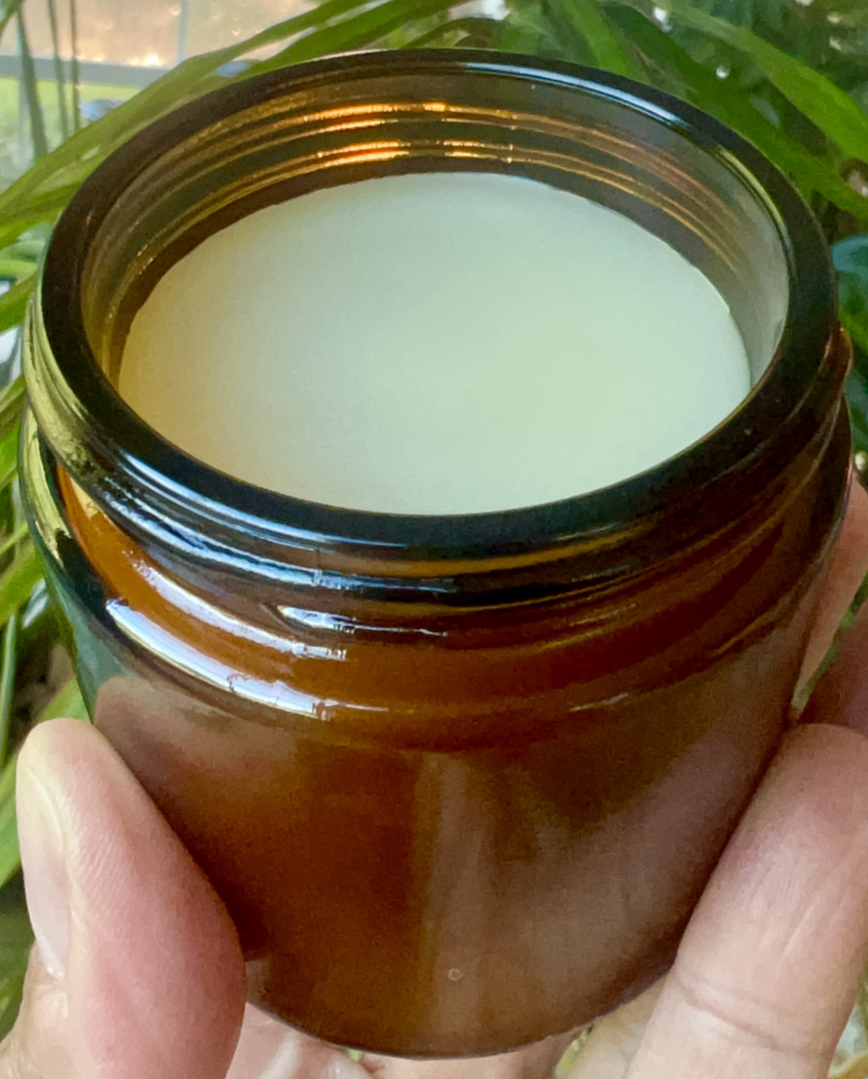 100% Grass-fed Tallow Balm with castor oil and beeswax-2oz and 4oz available. 