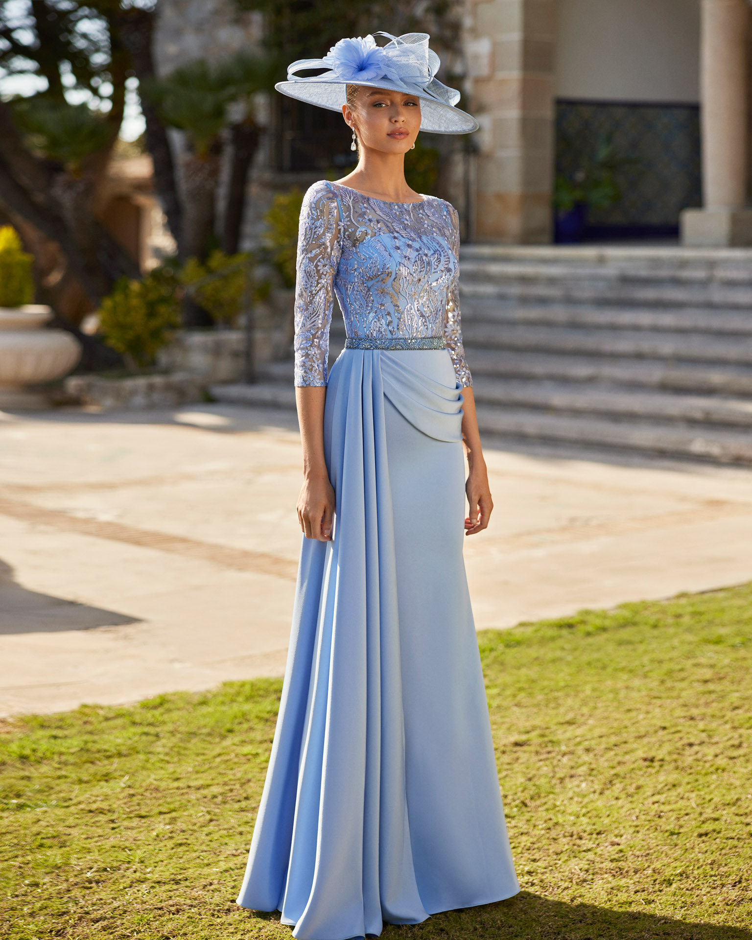 Vestido Couture Club