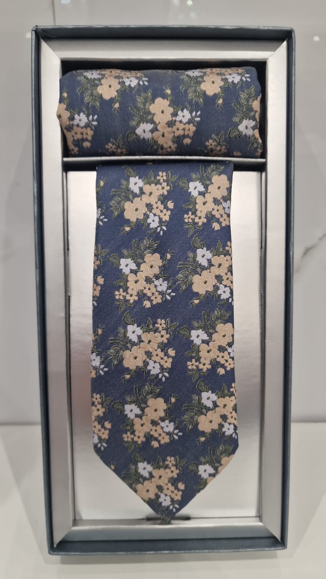 Conjunto Corbata & Pañuelo