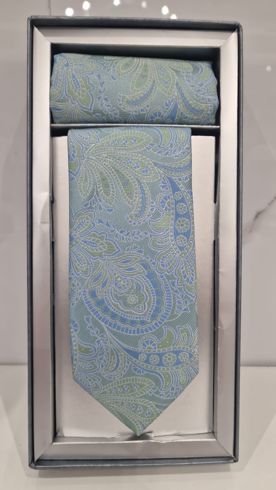 Conjunto Corbata & Pañuelo