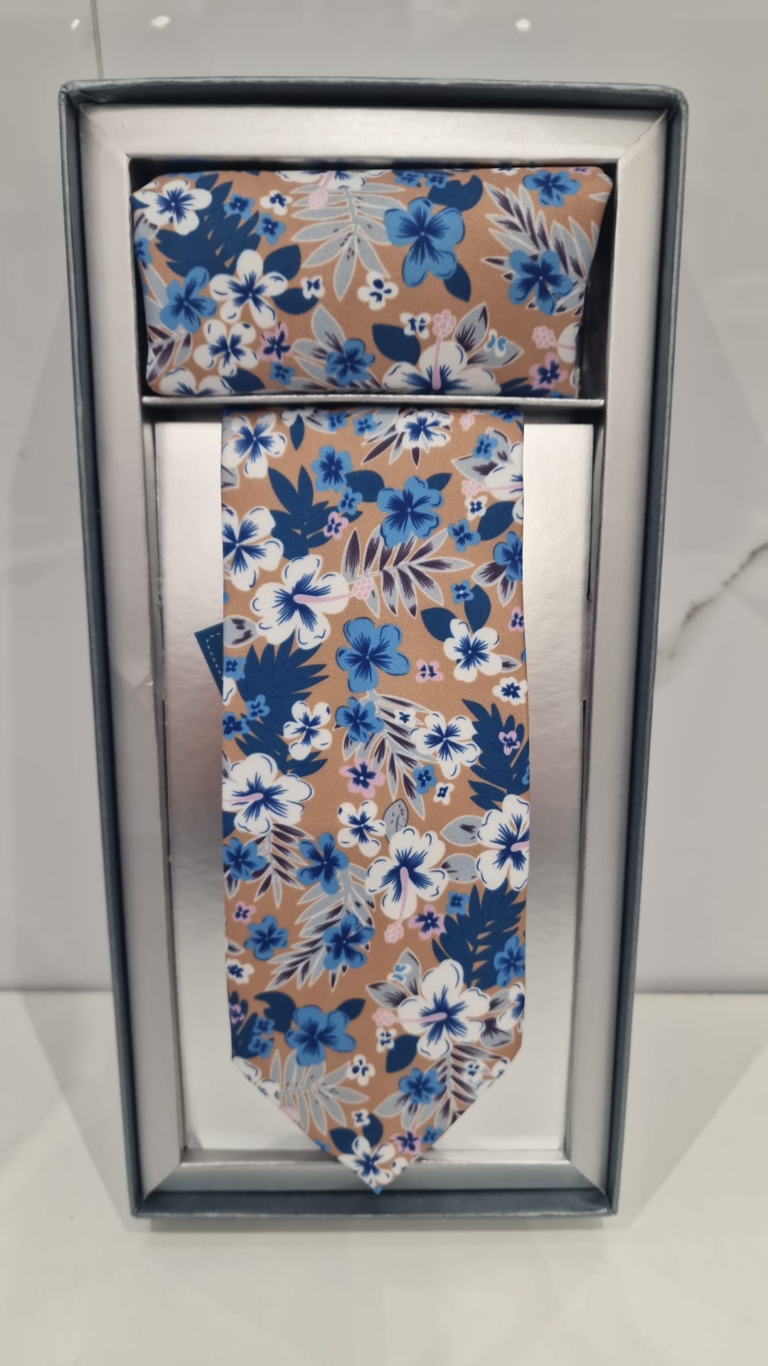 Conjunto Corbata & Pañuelo