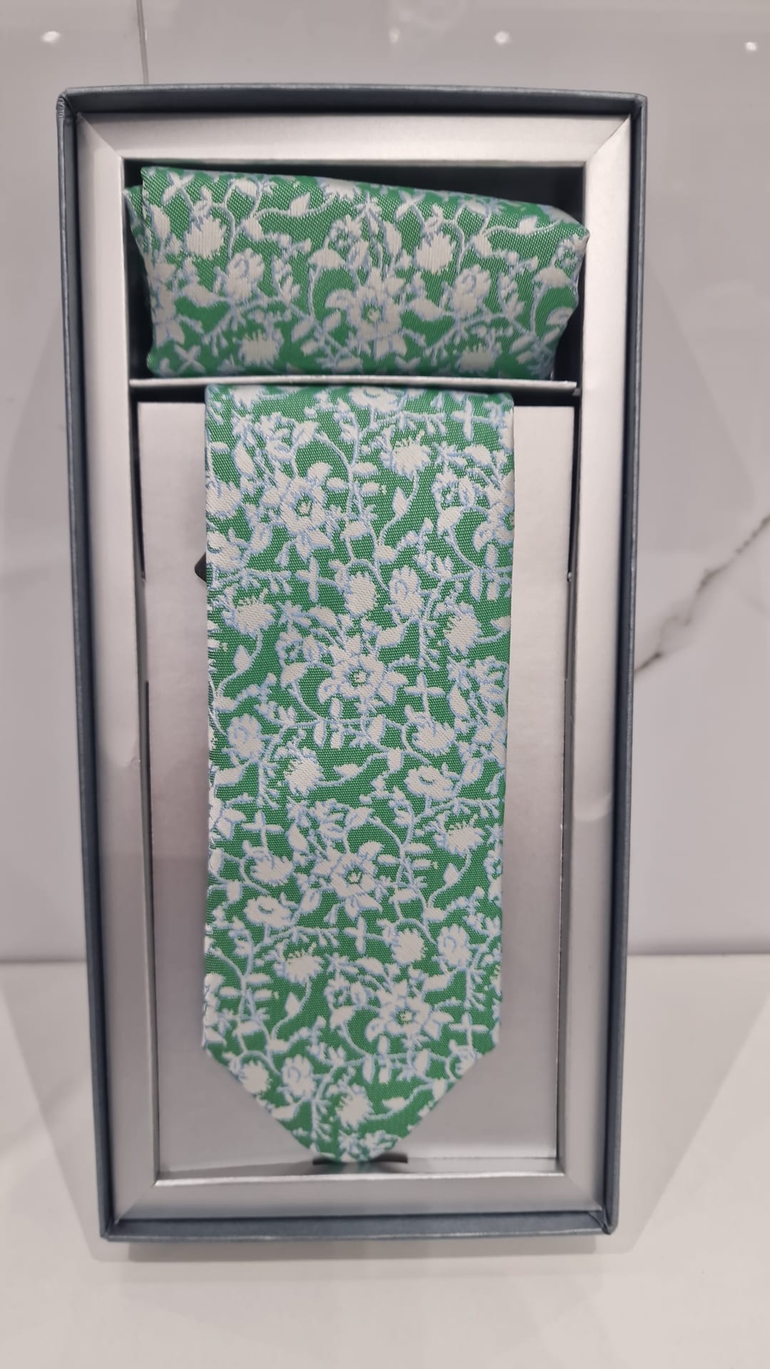 Conjunto Corbata & Pañuelo