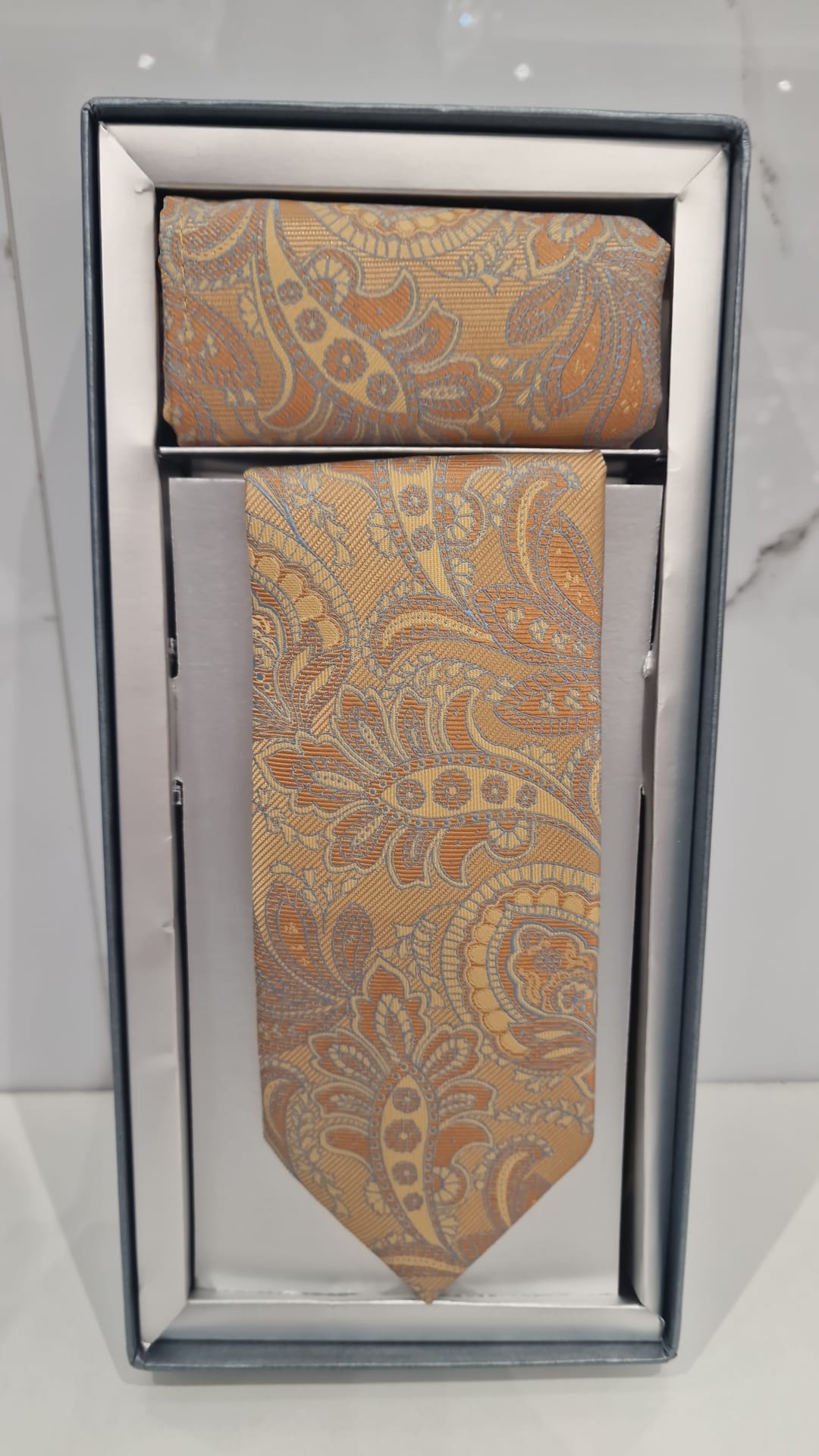 Conjunto Corbata & Pañuelo