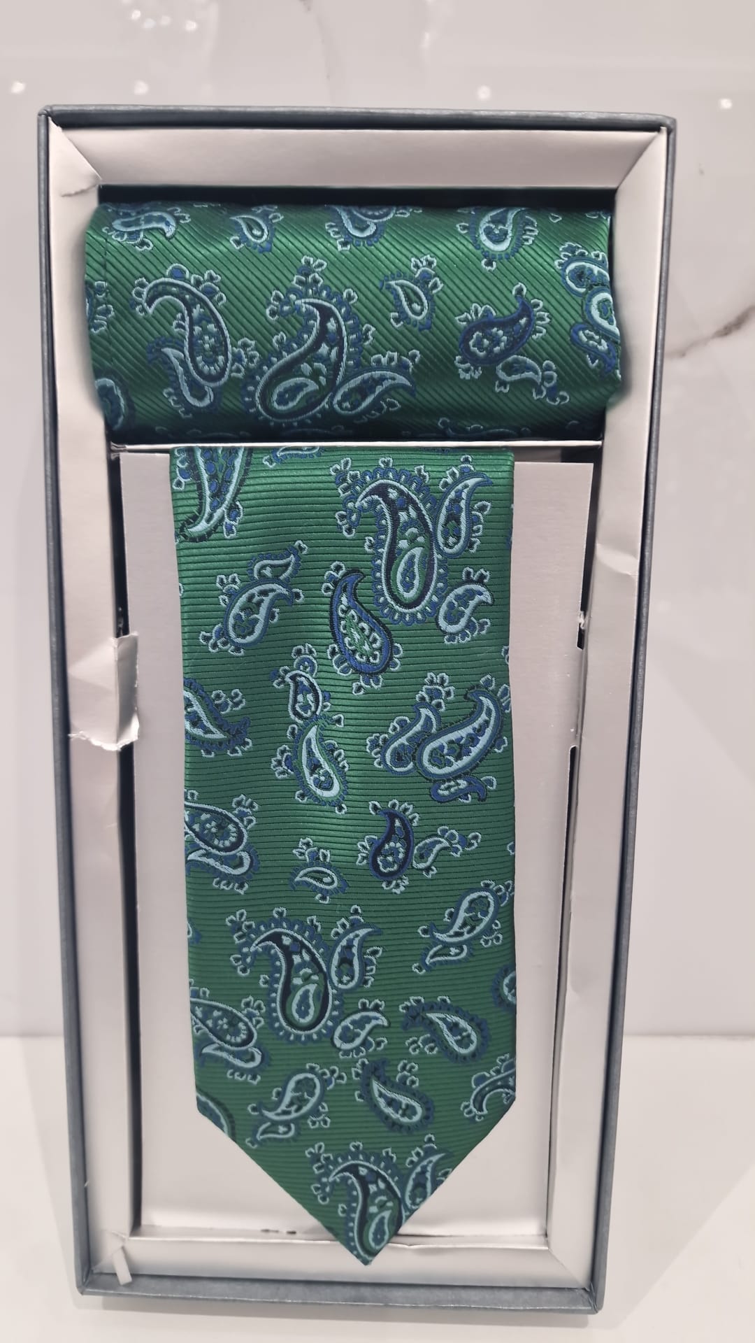 Conjunto Corbata & Pañuelo