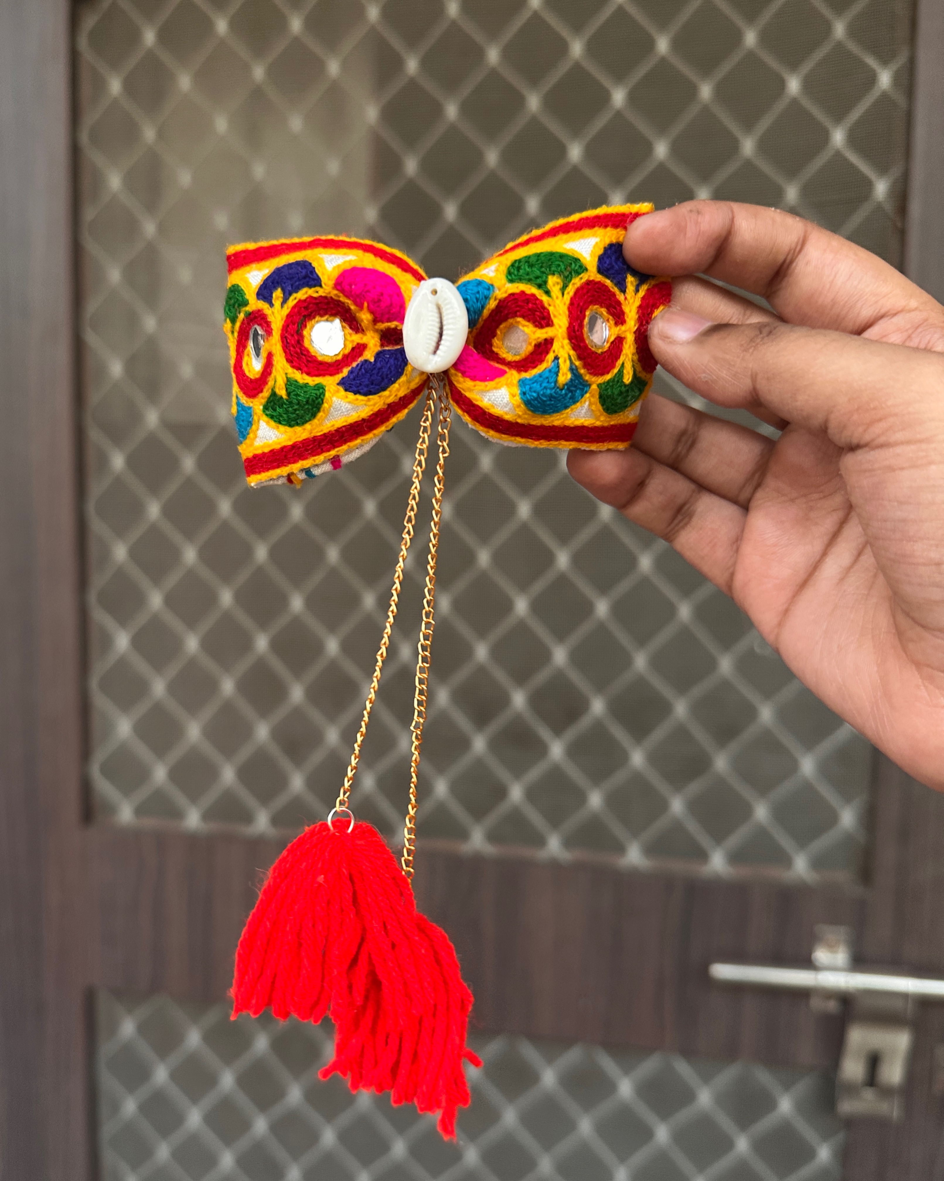 Latkan Hair Bow