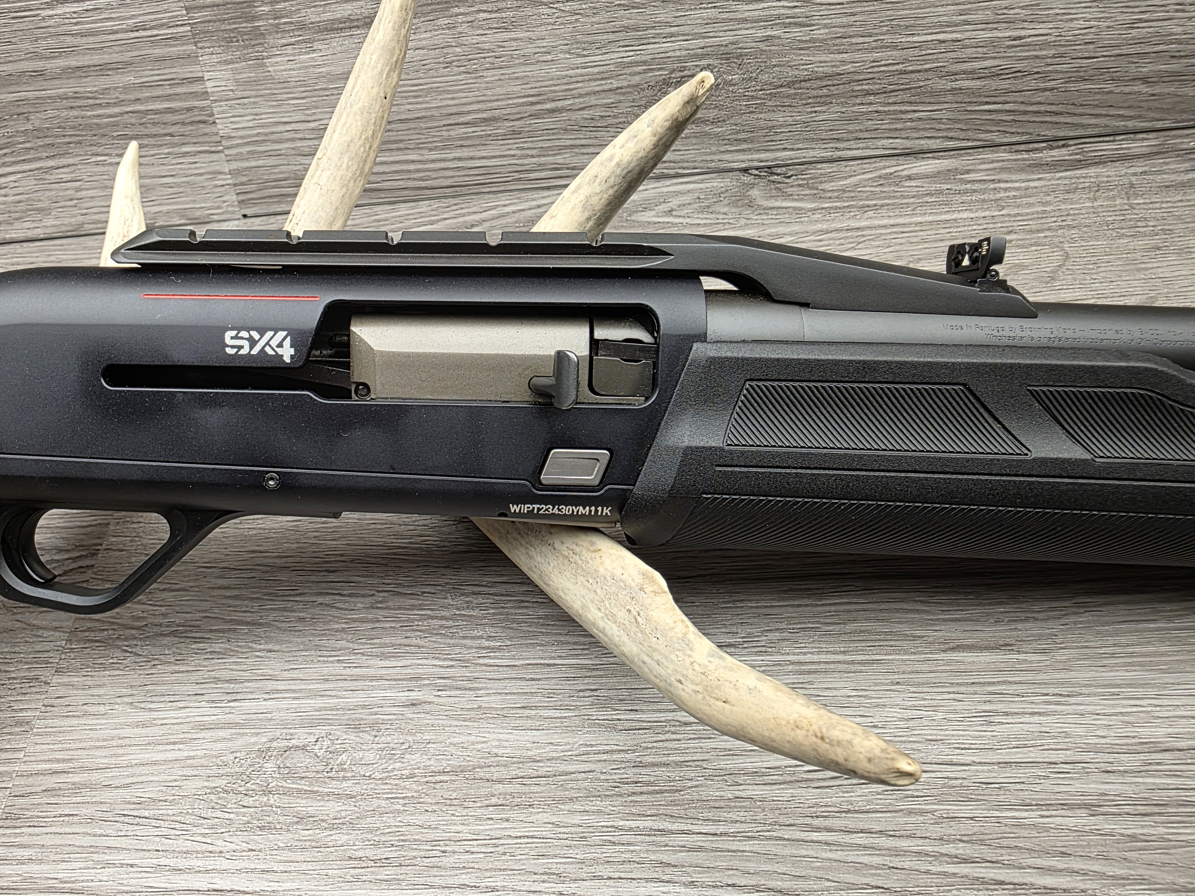 Winchester SX4 Semi Auto 12ga. x 3" Slug gun