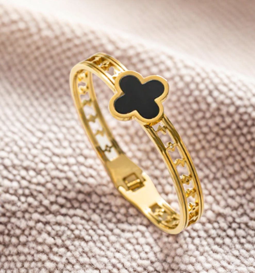 Elegant Gold Bracelet For Women | GENICX