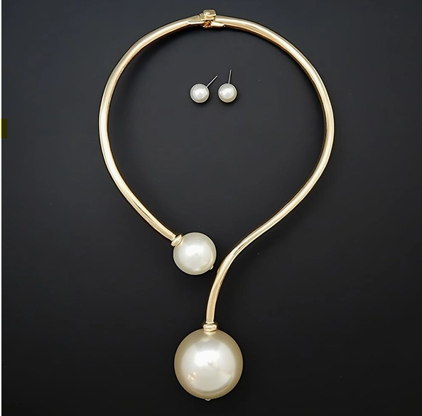 Elegant Gold Twisted Pearl Necklace Set For Women | GENICX