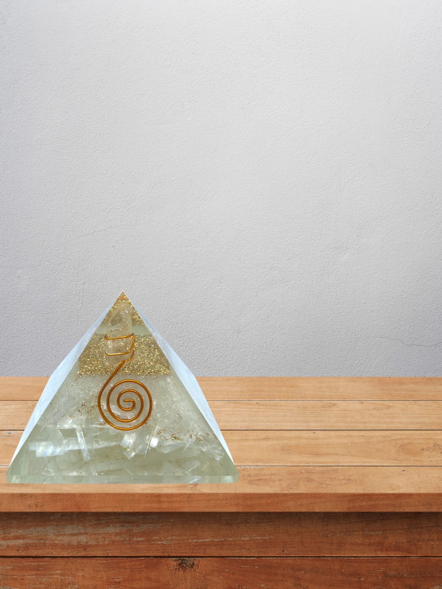 Spiritual Elementz Reiki Charged Selenite Orgone Pyramid (3'Inch) with Clear Crystal Gemstone Copper Metal