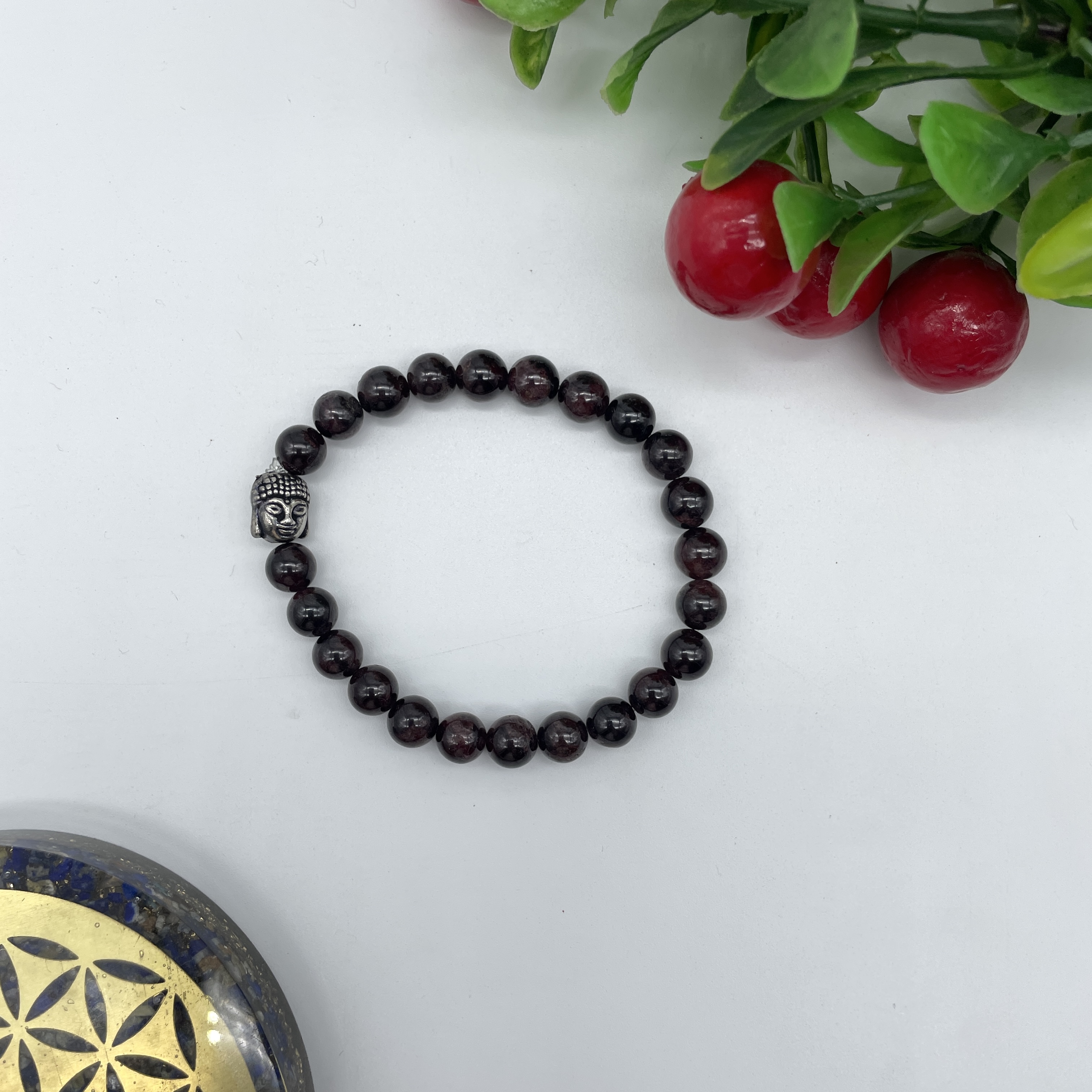 Spiritual Elementz Reiki Charged Garnet Gemstone (7-8 mm) Brown Gemstone Chakra Stretch Bracelet (21-24 Beads) Unisex for Healing (Stone of Love and The Relationship).