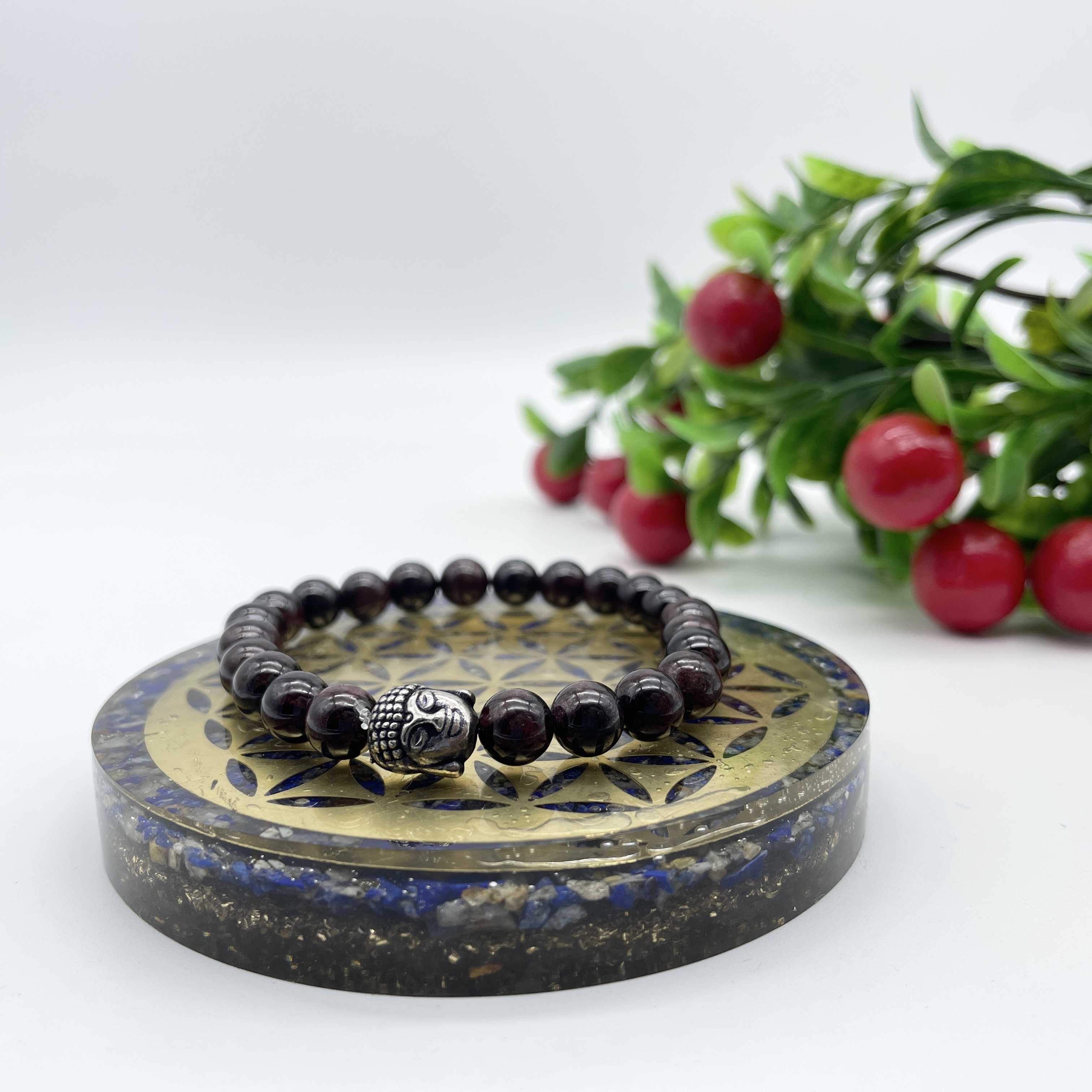 Spiritual Elementz Reiki Charged Garnet Gemstone (7-8 mm) Brown Gemstone Chakra Stretch Bracelet (21-24 Beads) Unisex for Healing (Stone of Love and The Relationship).