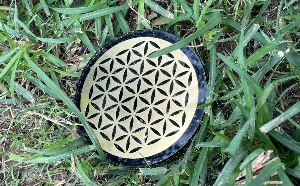 Spritual Elementz Charged Reiki Healing Crystal Orgone Coaster with Flower of Life Natural Stone Unique Home Decor Tea-Coffee Crystal Cup Mat Coaster (Black Tourmaline)