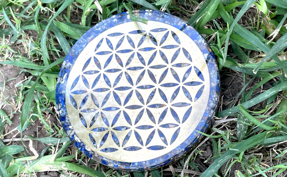 Spritual Elementz Charged Reiki Healing Crystal Orgone Coaster with Flower of Life Natural Stone Unique Home Decor Tea-Coffee Crystal Cup Mat Coaster (Lapis Lazuli)