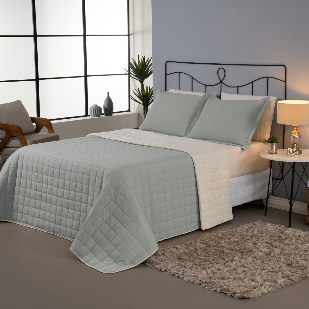 Kit 3 Peças Cobre Leito Casal Queen Dupla Face Matelado Sherpa de Carneiro Percal 180 Fios 