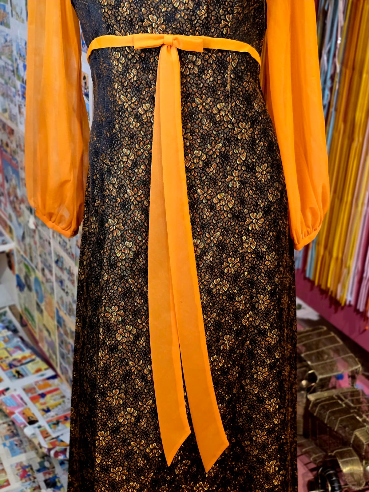 Vintage Floral Maxi Dress With Bow; Size M/L