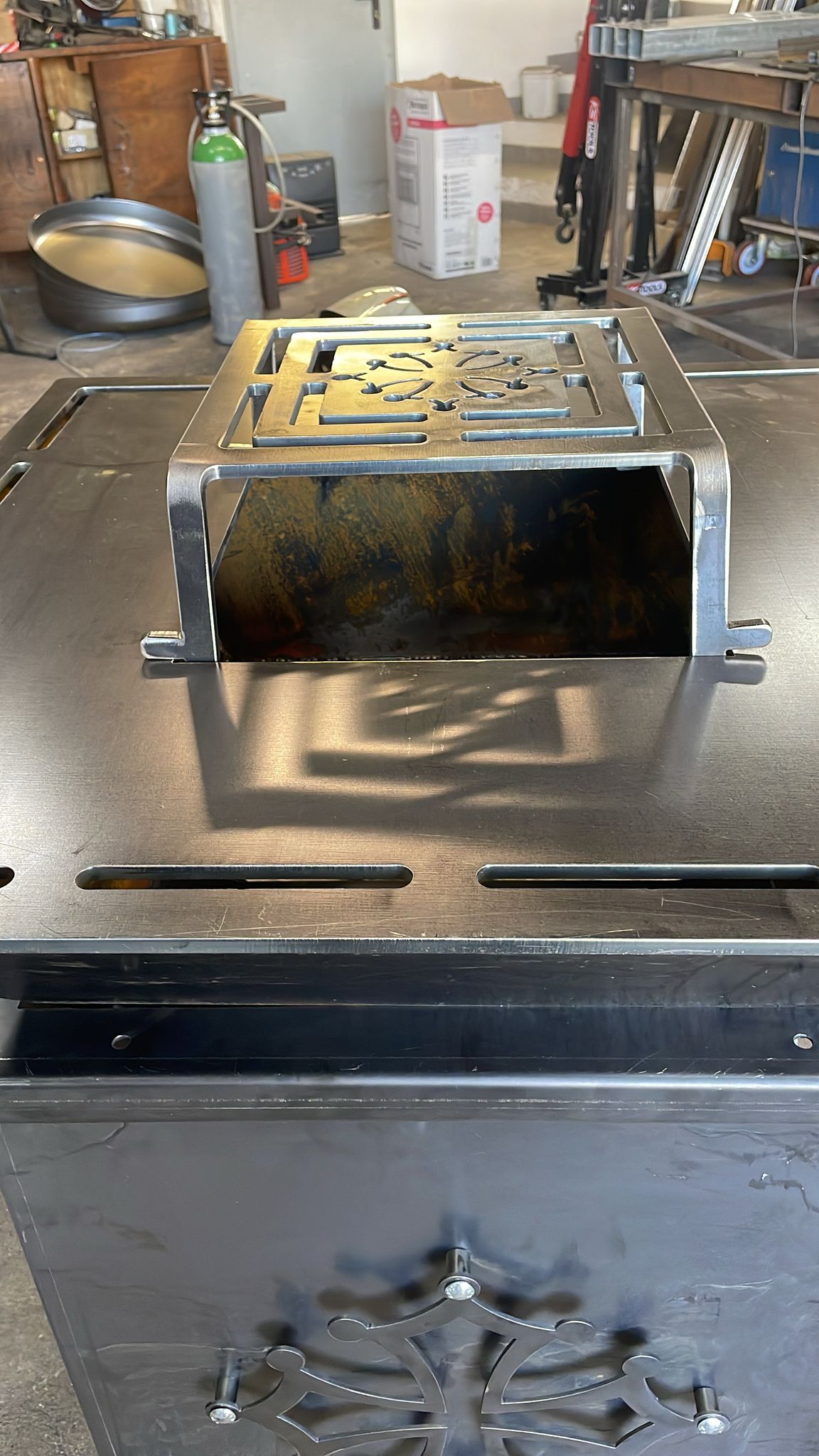 Brasero Signature- 100 cm - 100% en Acier Corten – L’Art du Feu à l’état Brut