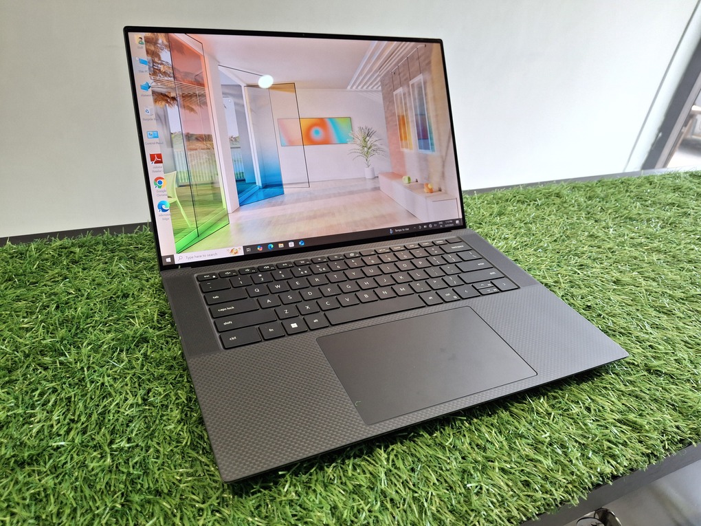 Dell Precision 5550 i7 10th 32/512 4GB Graphics 