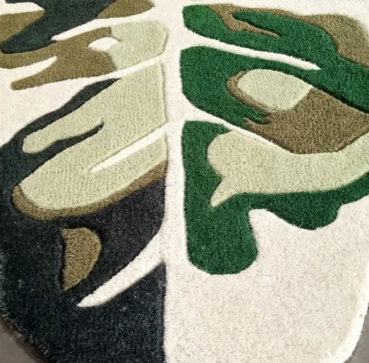 Hand Tufted Leaf-shaped Carpet for Living Room, Bedroom Decor