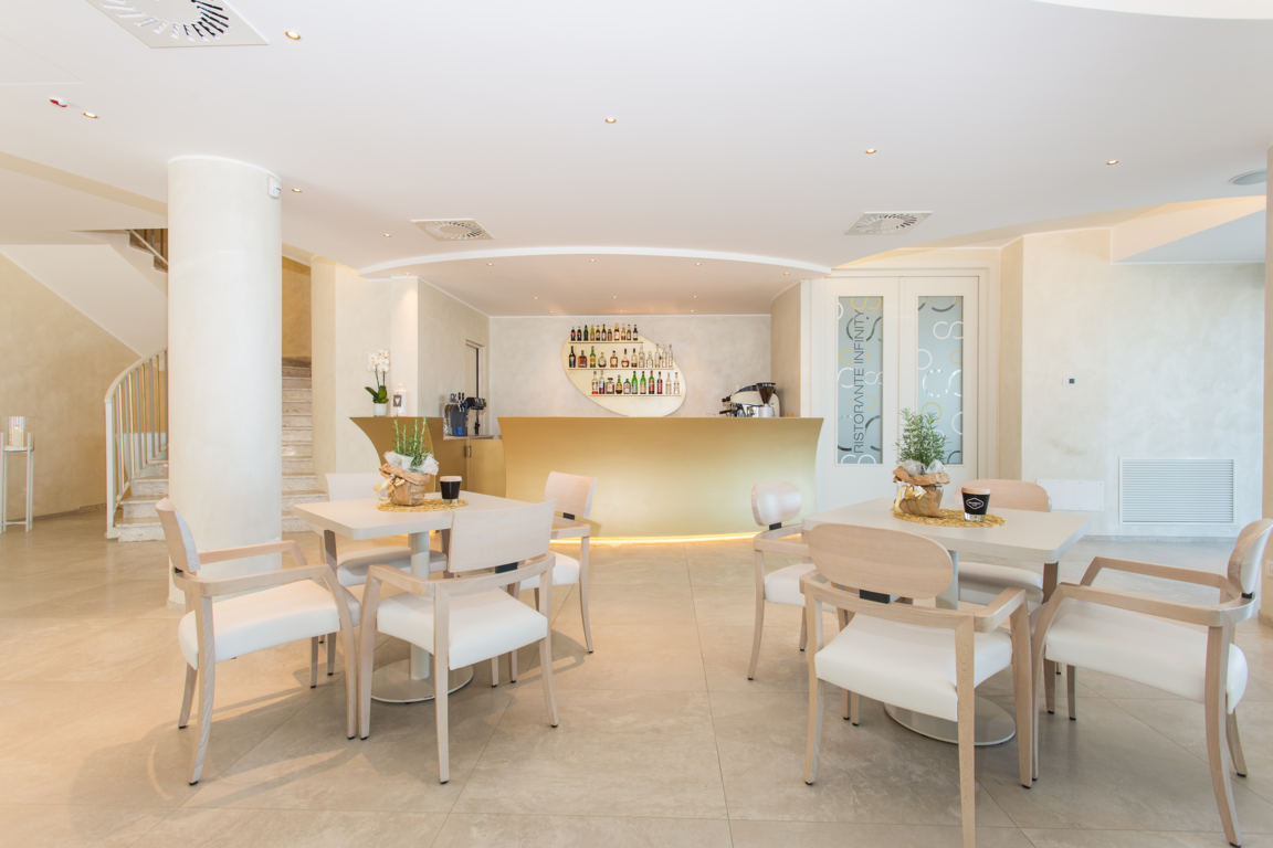 Hotel Savini **** Igea Marina