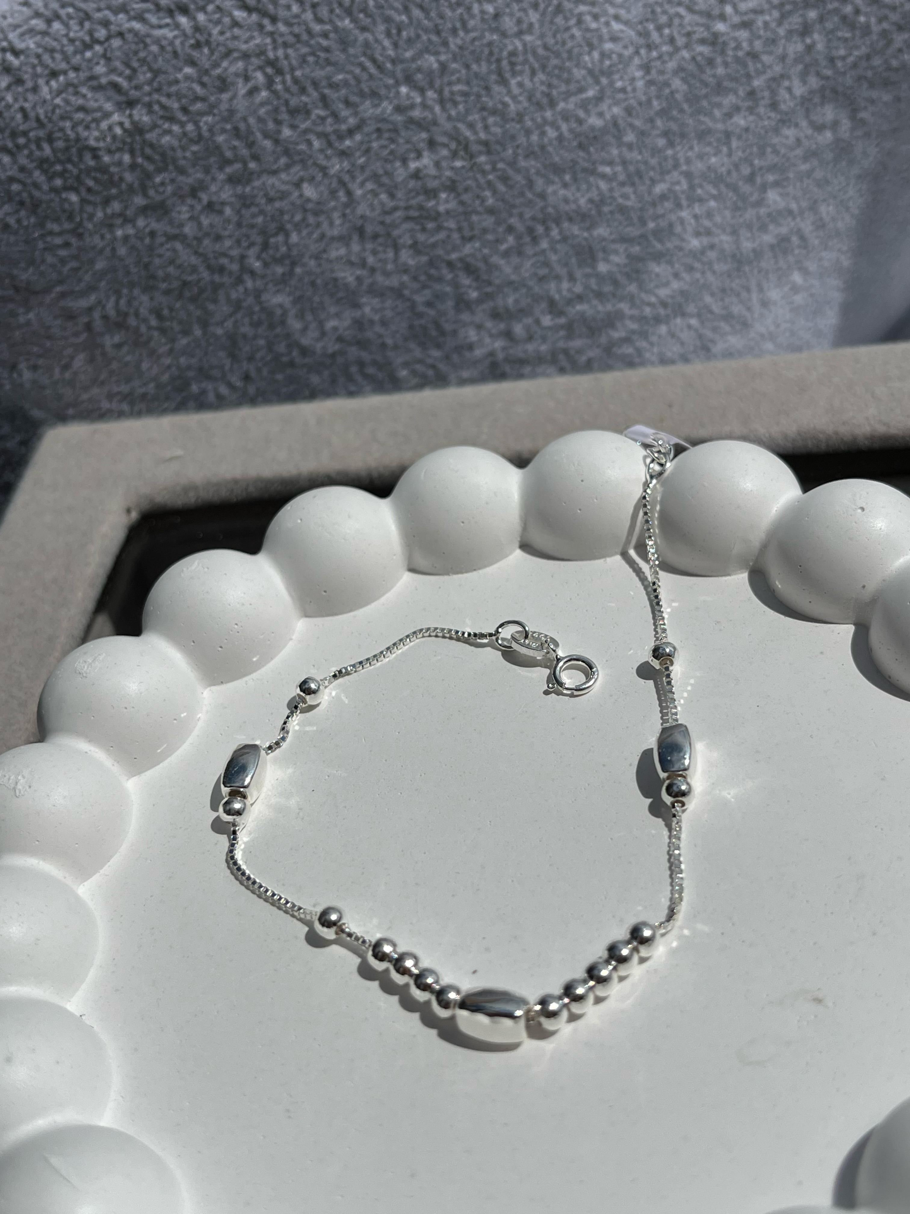 Pulsera con bolitas de plata 925