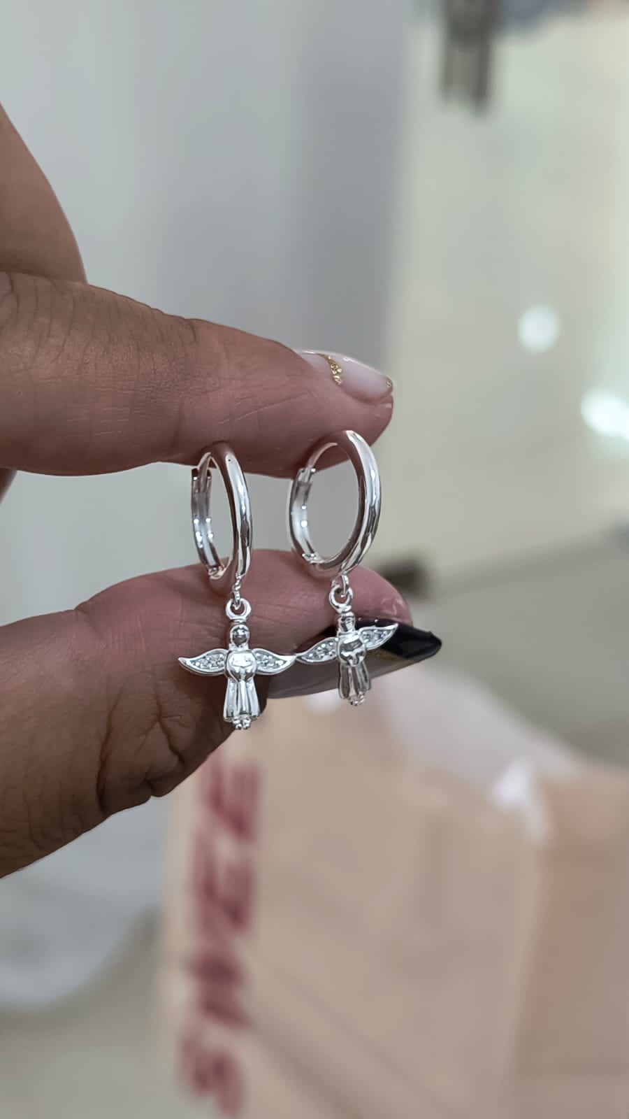 Argollitas con dijes de Angelitos