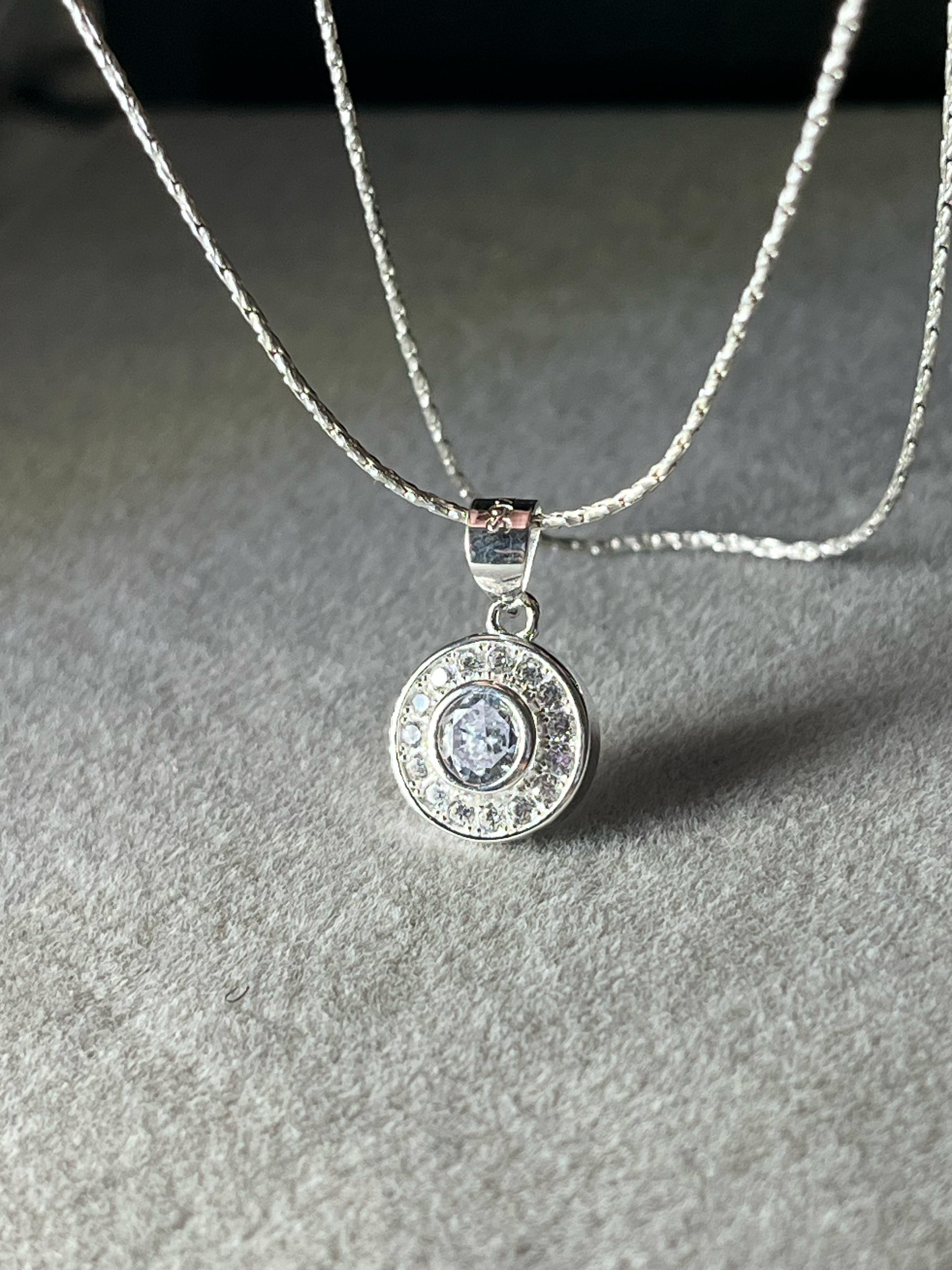 Dije circulo con dije cubic