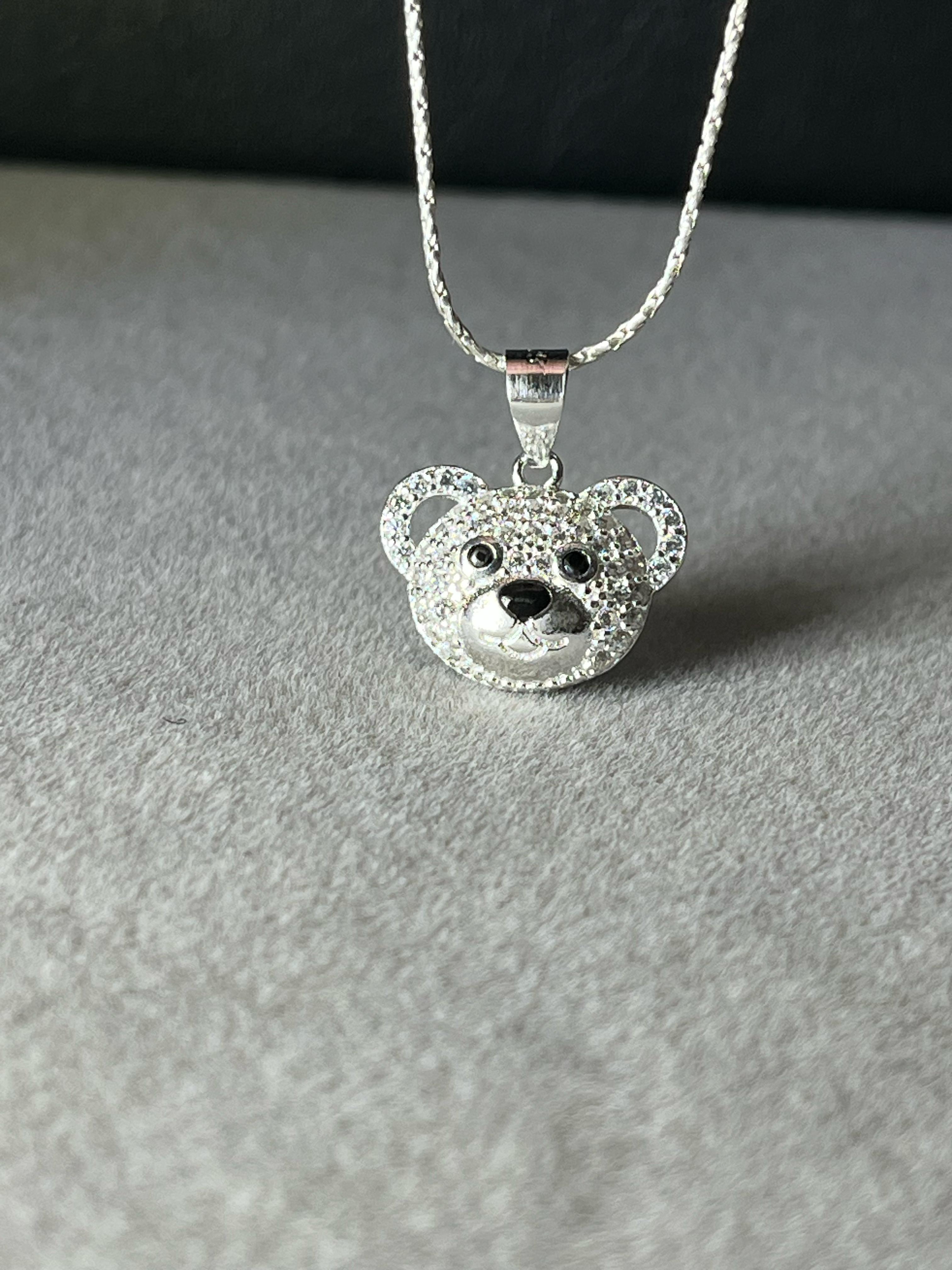 DIje cara de osito con cubic