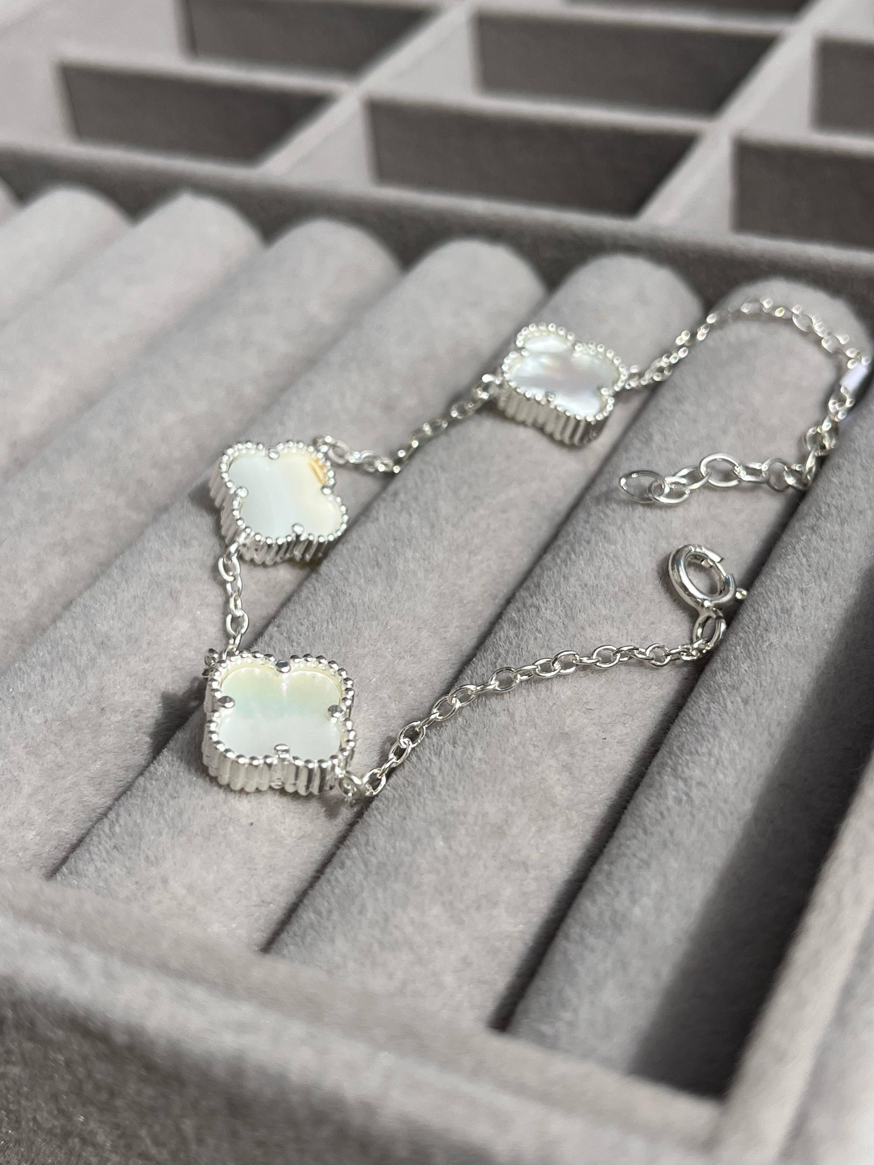 Pulsera cleff con piedras natal