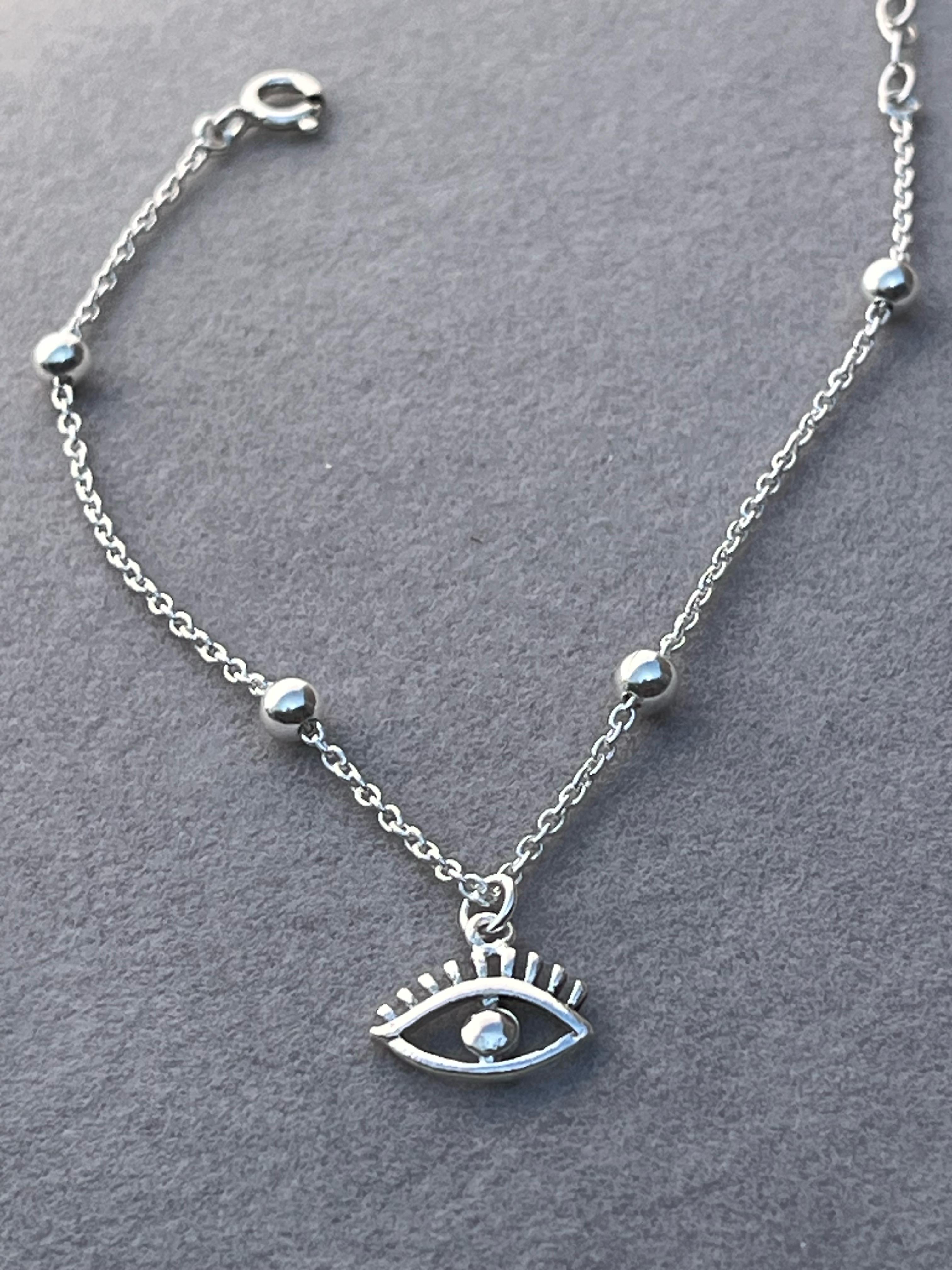 Pulsera con dije ojo turco 