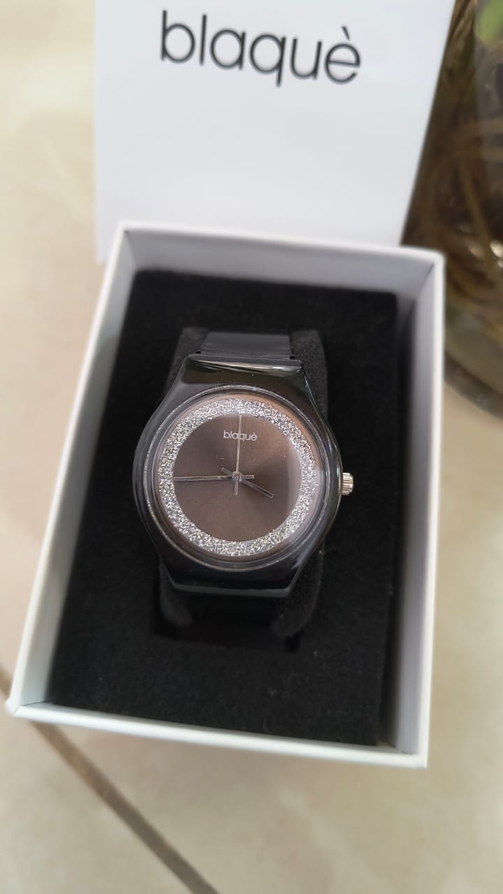 Reloj Blaqué malla de caucho glitter