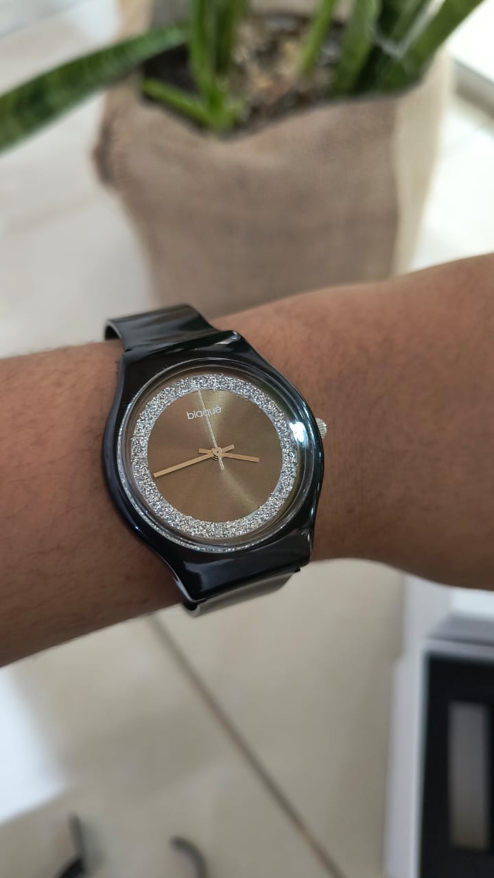 Reloj Blaqué malla de caucho glitter