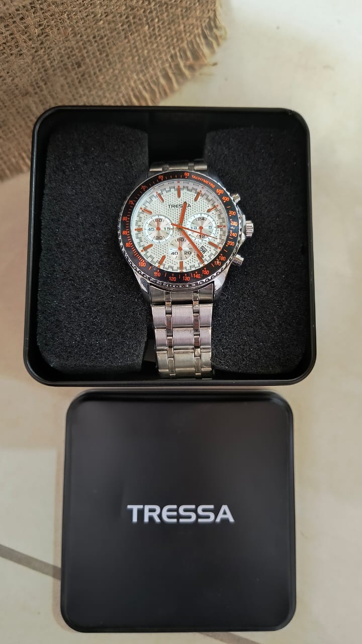 Reloj de Tressa con malla de acere y calendario