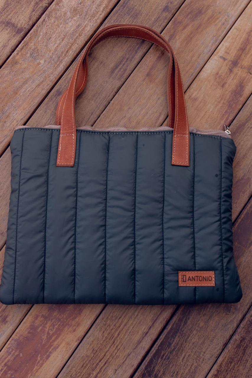 Porta network linea puffer tiras de cuero.