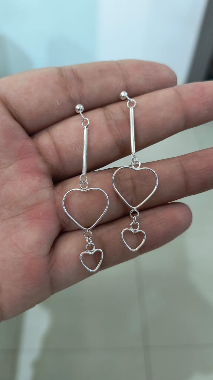 Aros colgantes con dije corazon