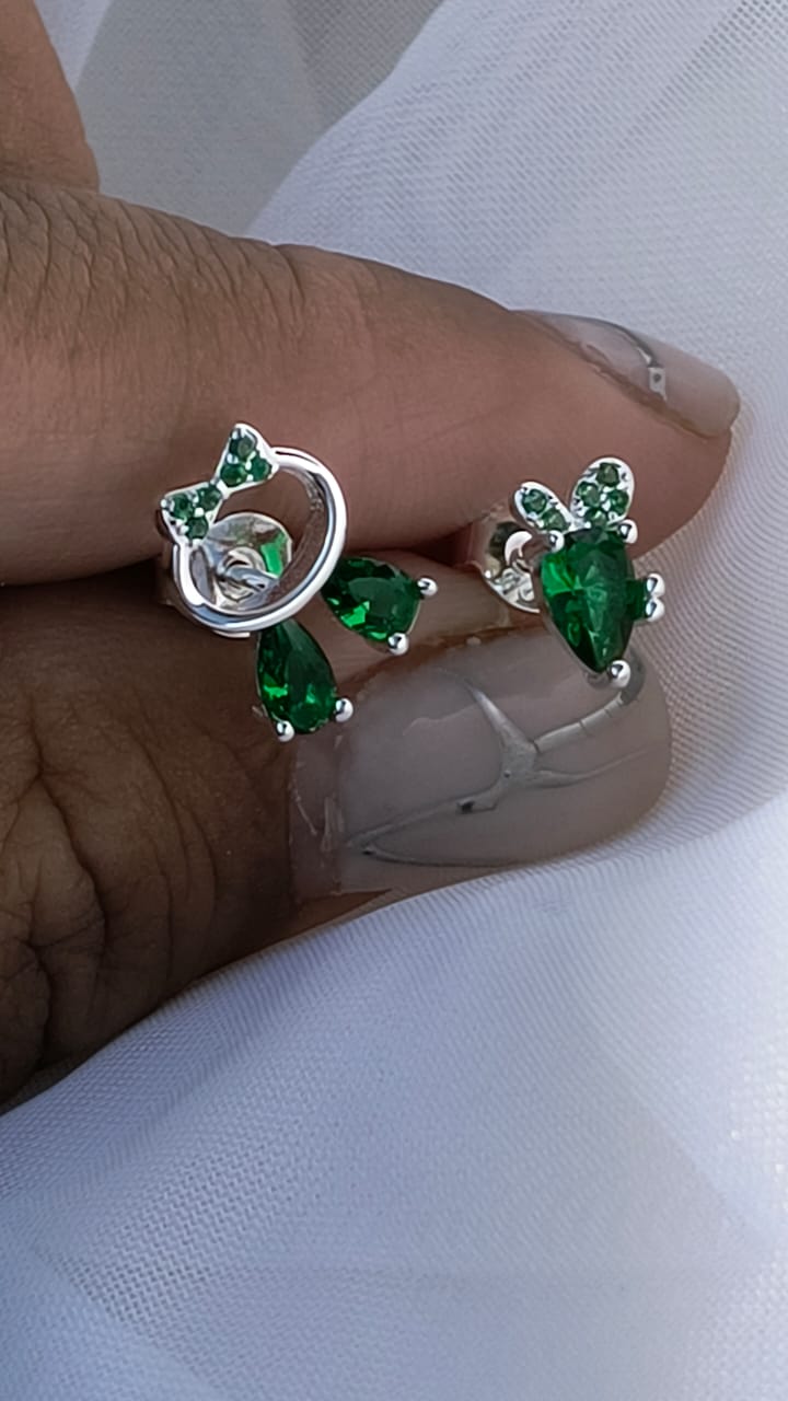 Aritos pasantes con cubic verdes