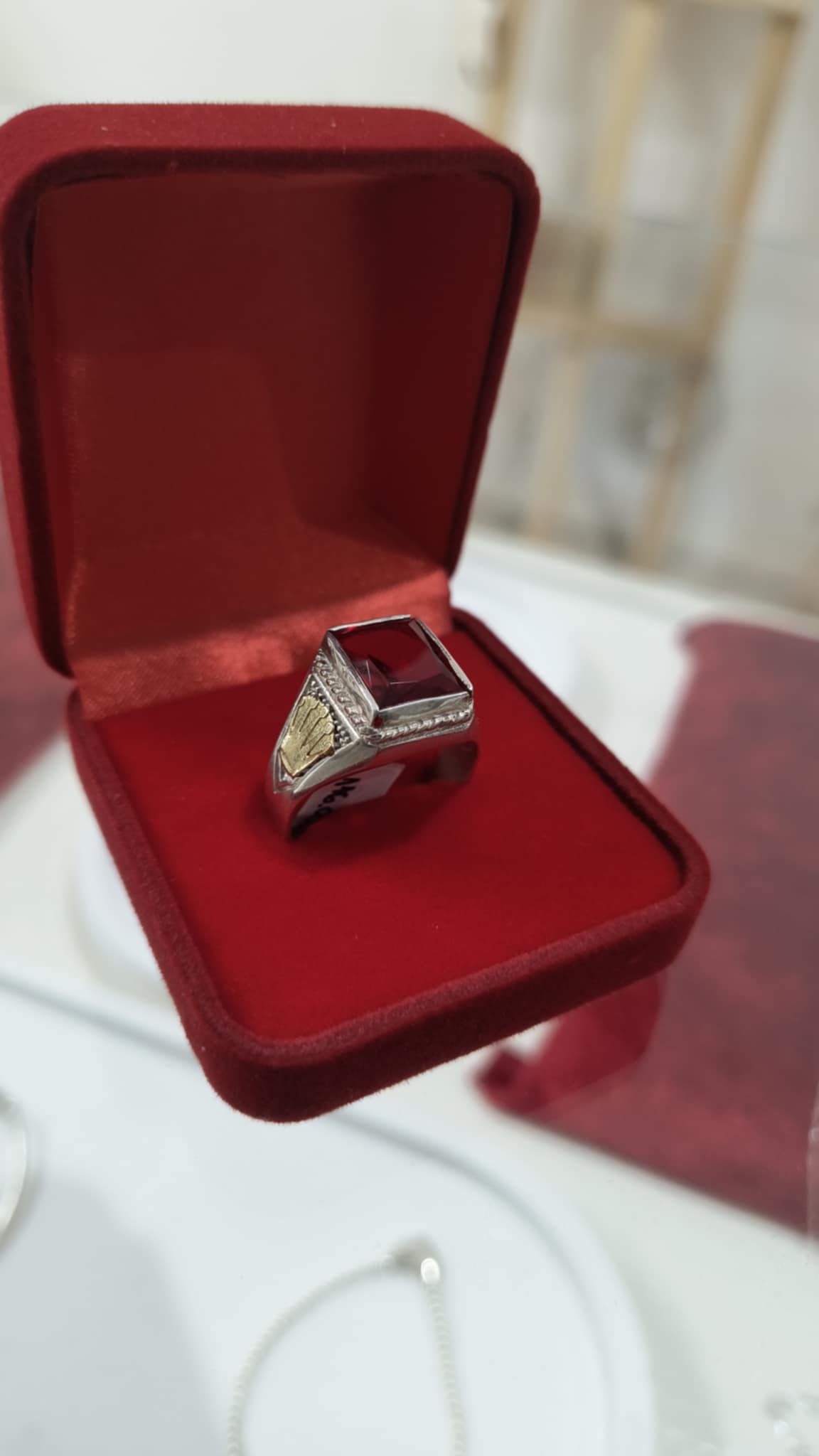 Anillo plata y oro de hombre con corona