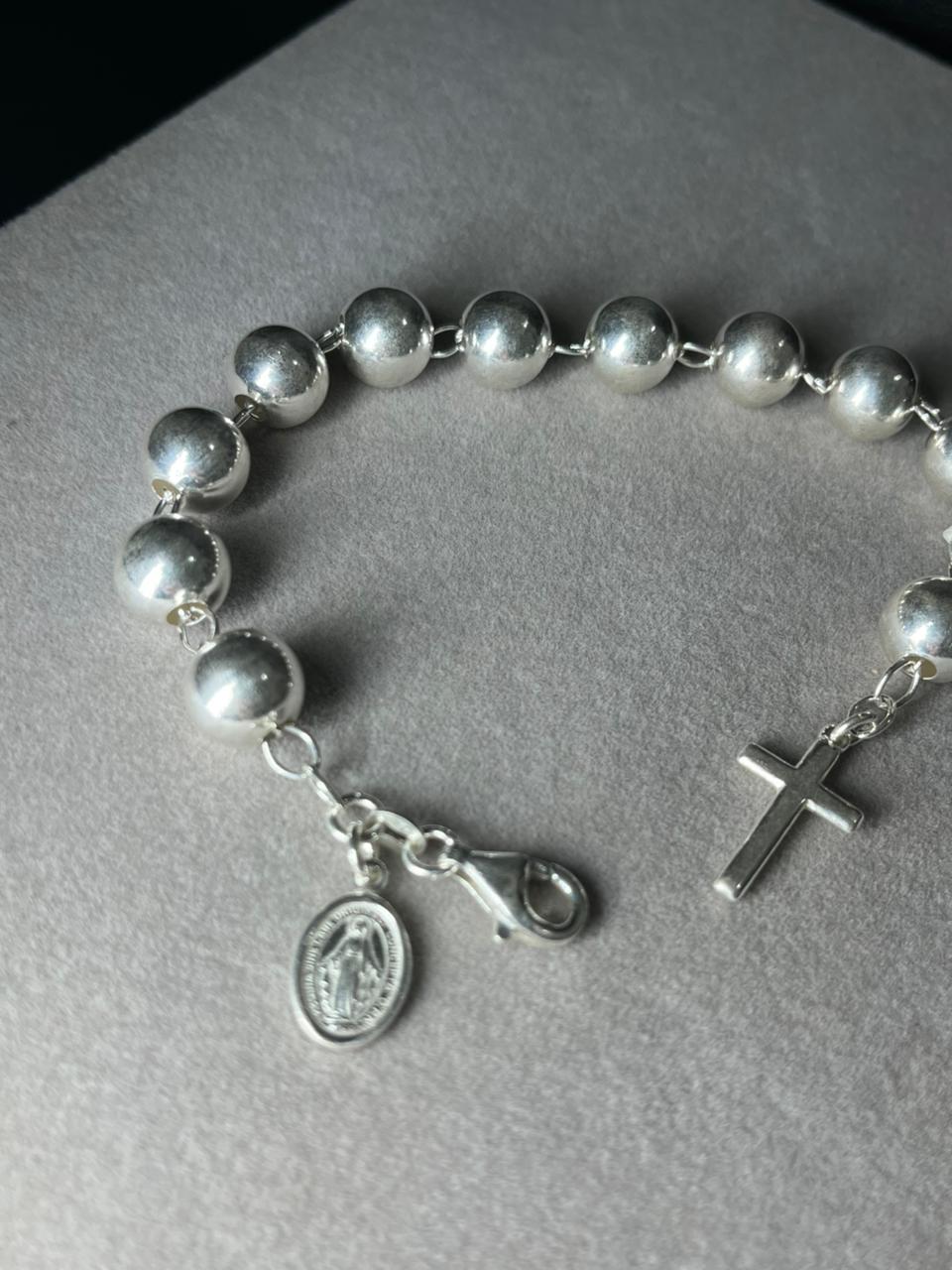 Pulsera denario con dije santo